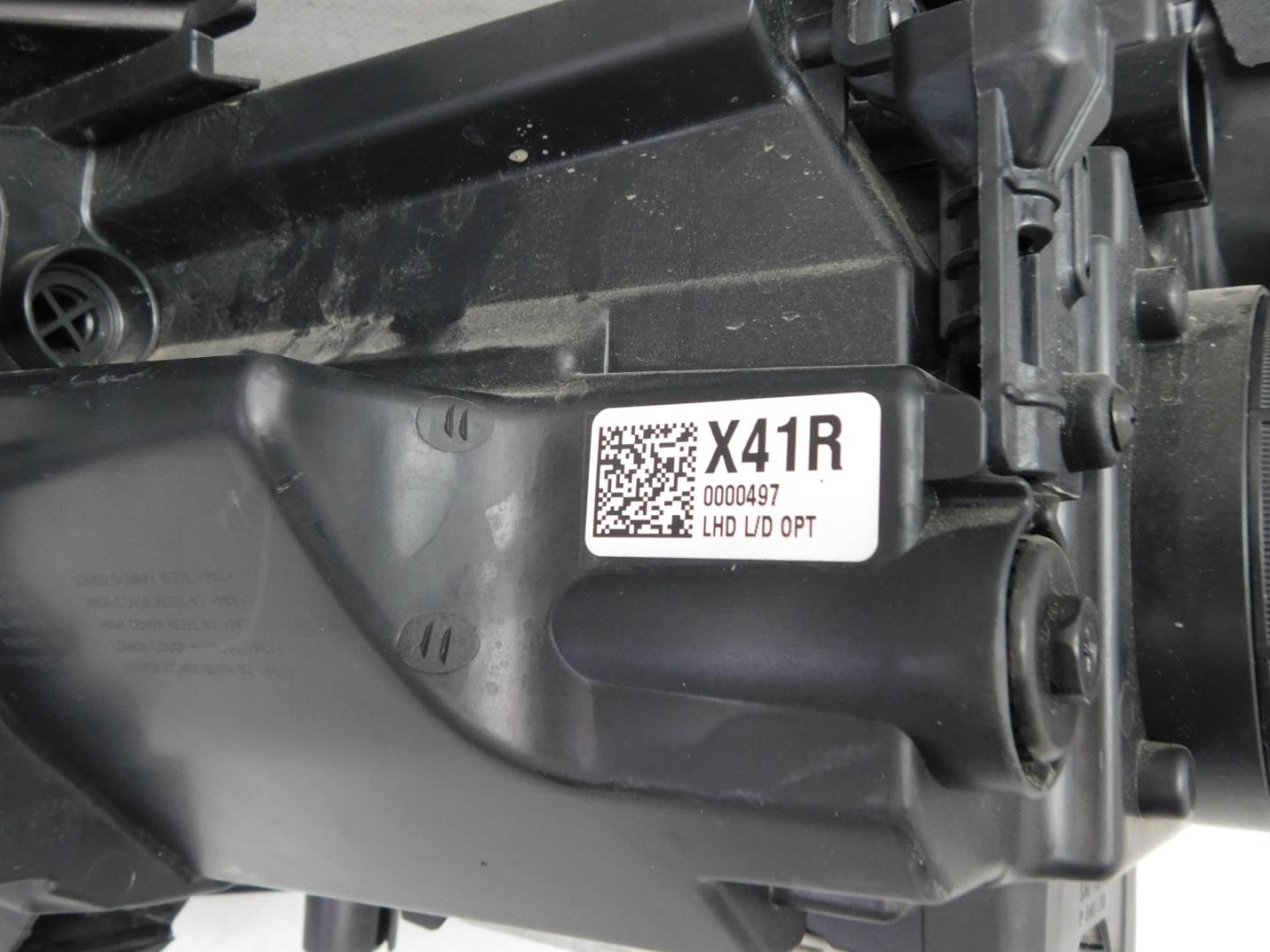 Фара правая