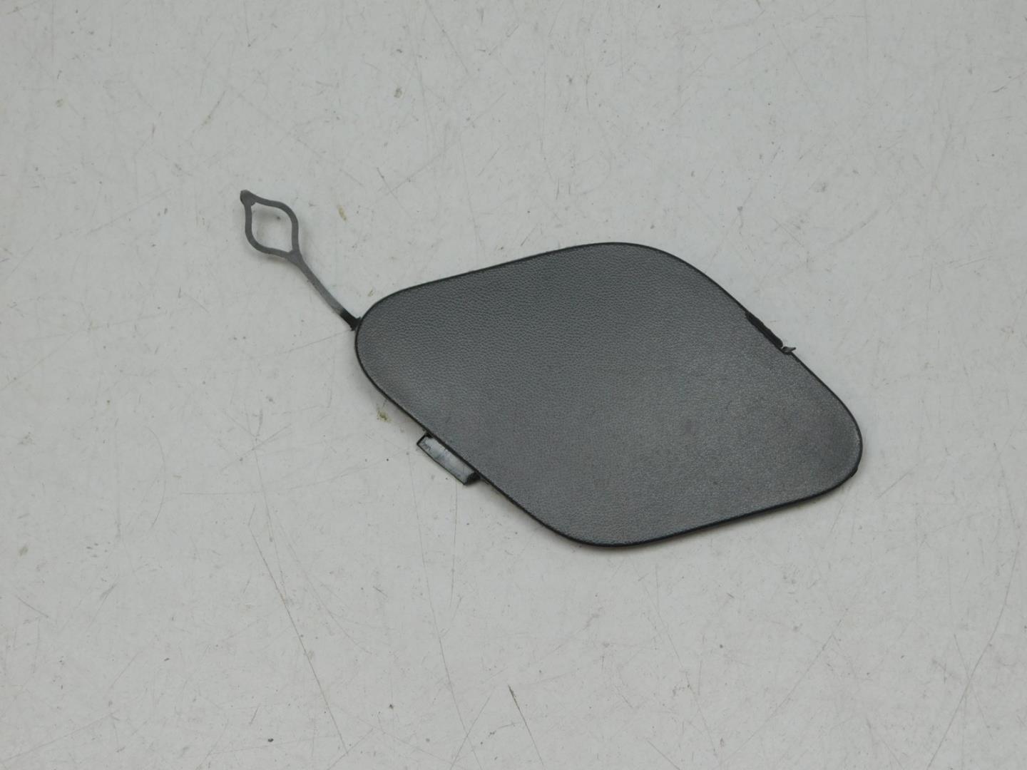 Заглушка буксировочного крюка