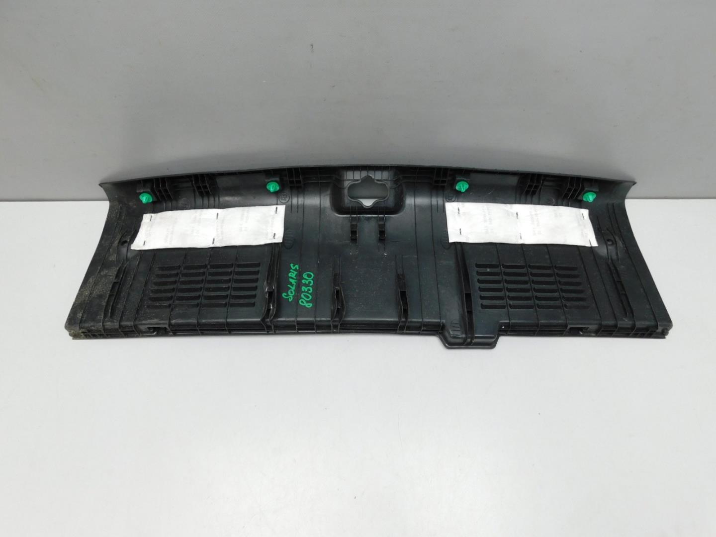 Обшивка багажника