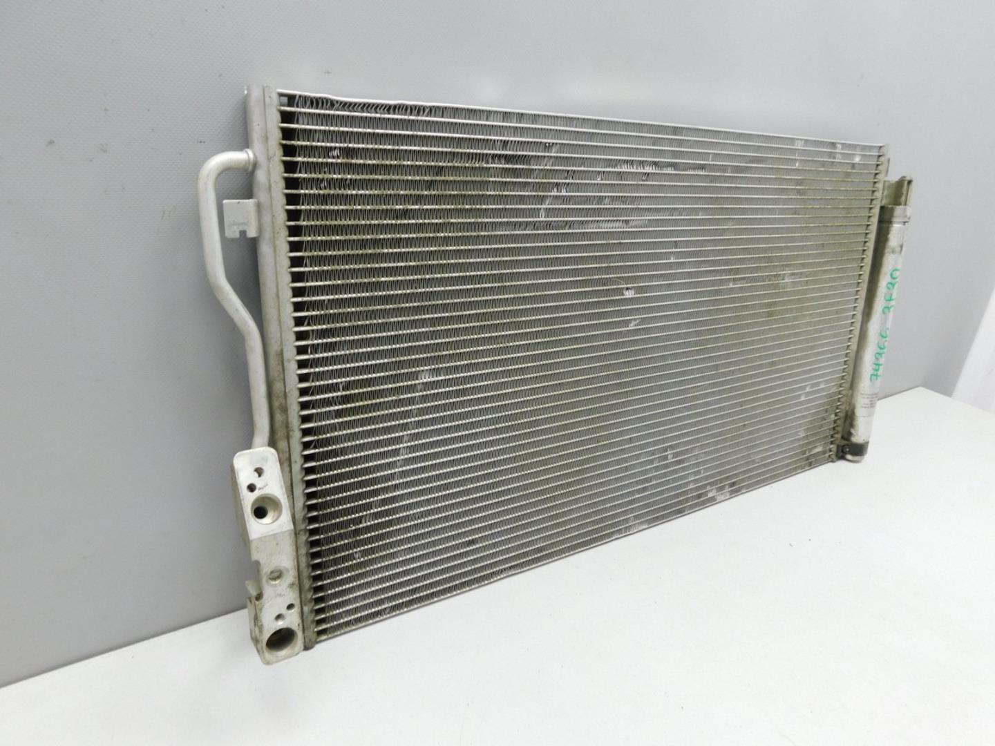 Радиатор кондиционера / конденсер
