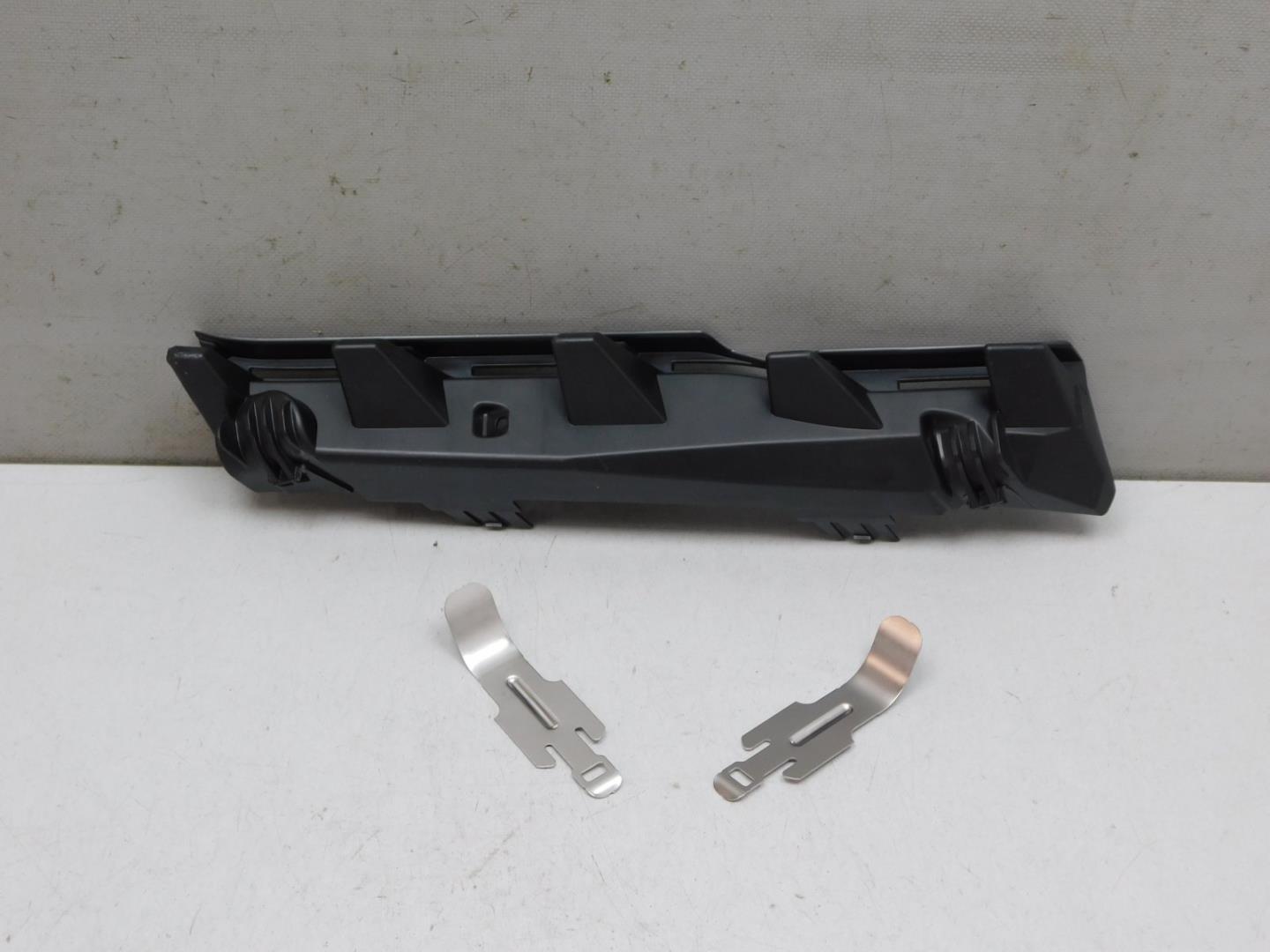 Крепеж фары