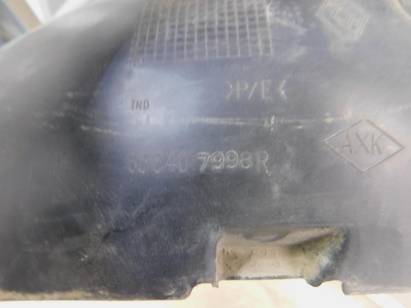 Локер передний правый