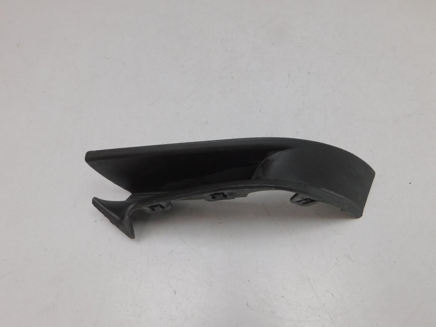 Накладка переднего бампера