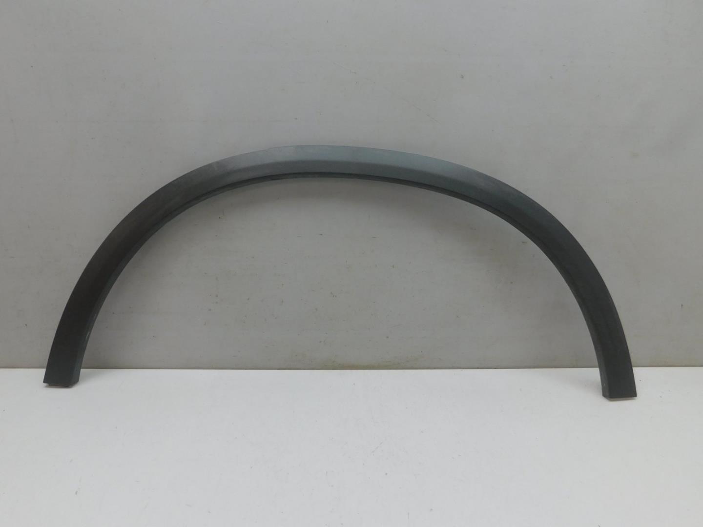 Накладка заднего крыла левого