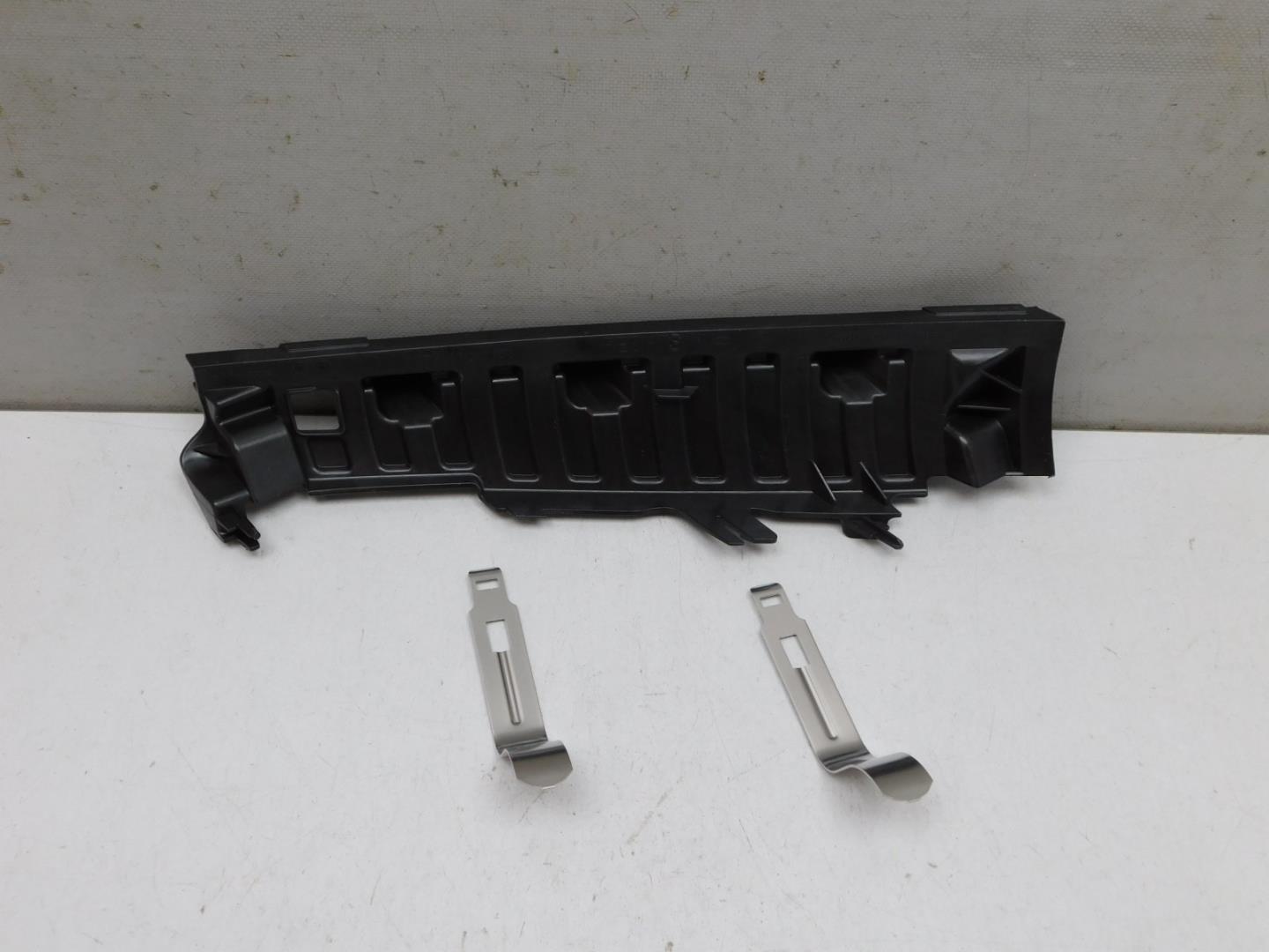 Крепеж фары