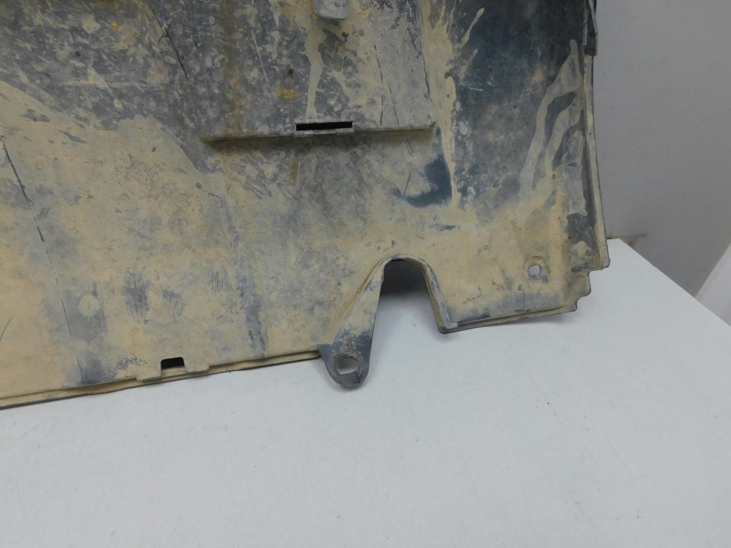 Решетка в бампер центральная