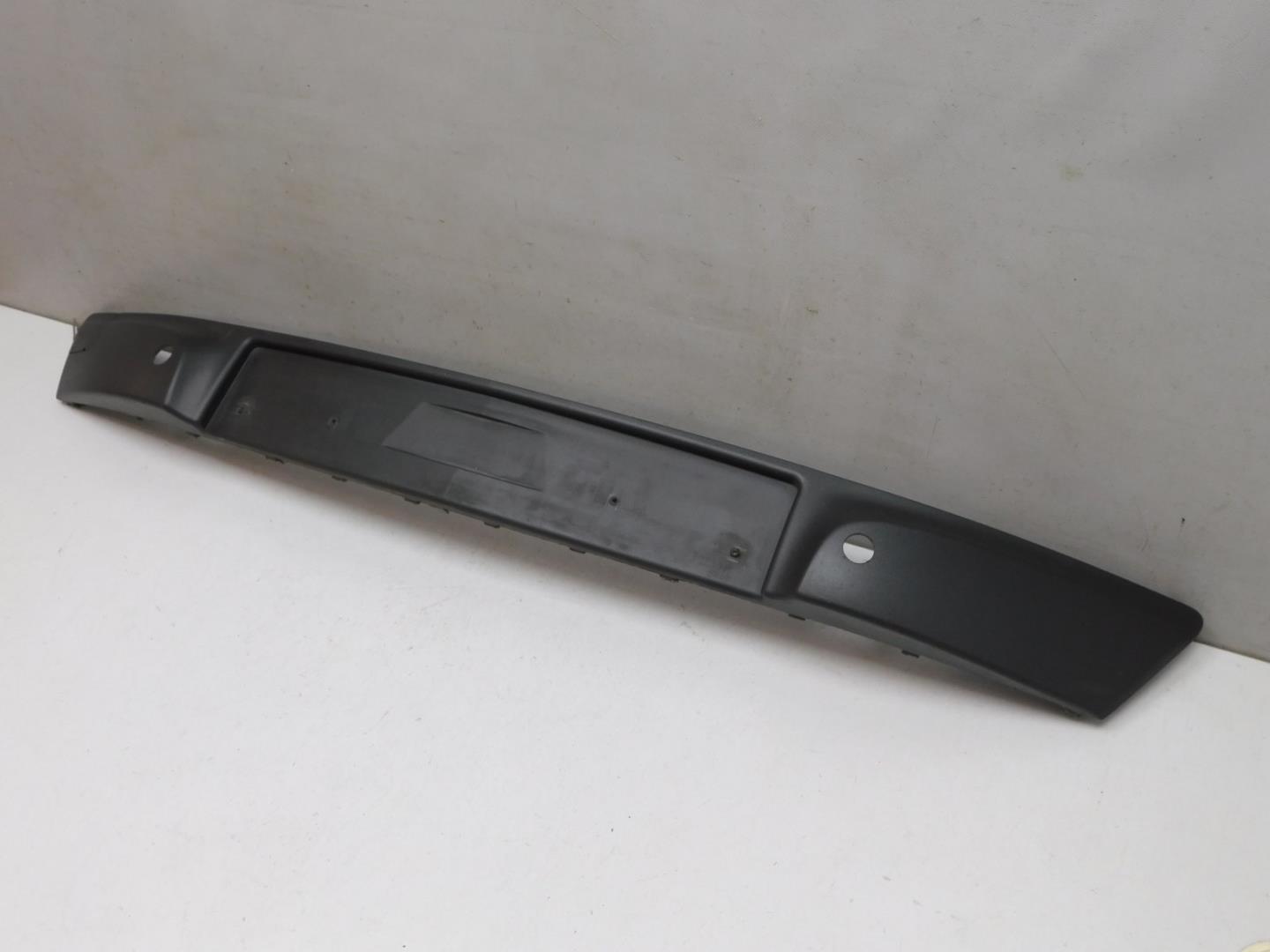 Накладка переднего бампера