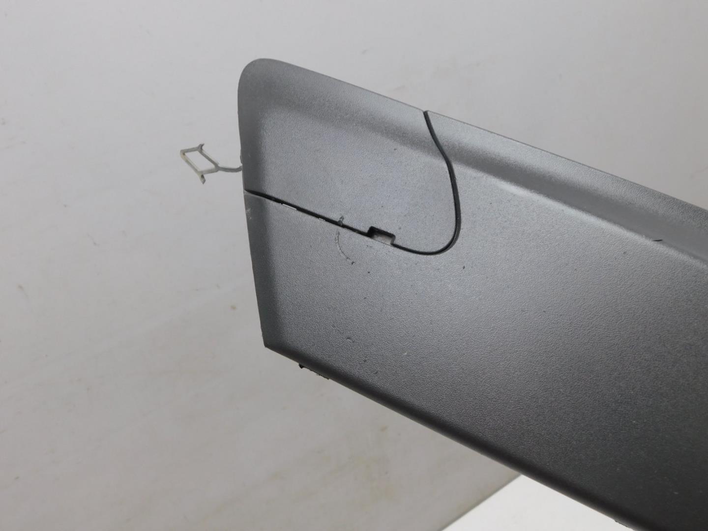 Накладка переднего бампера