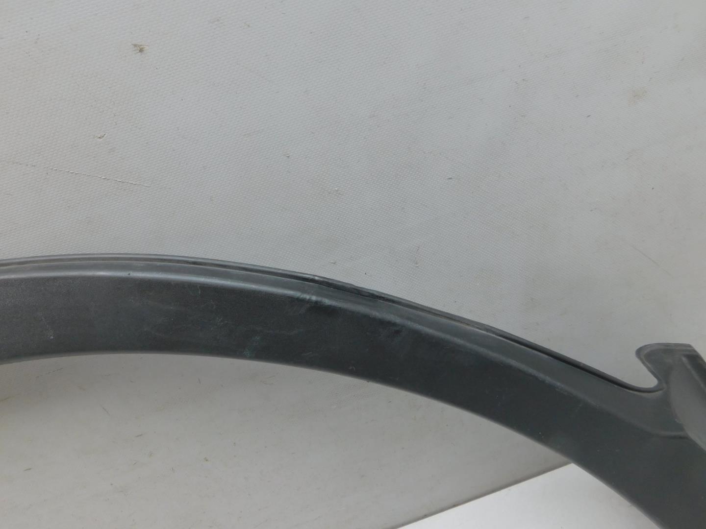 Накладка заднего крыла правого