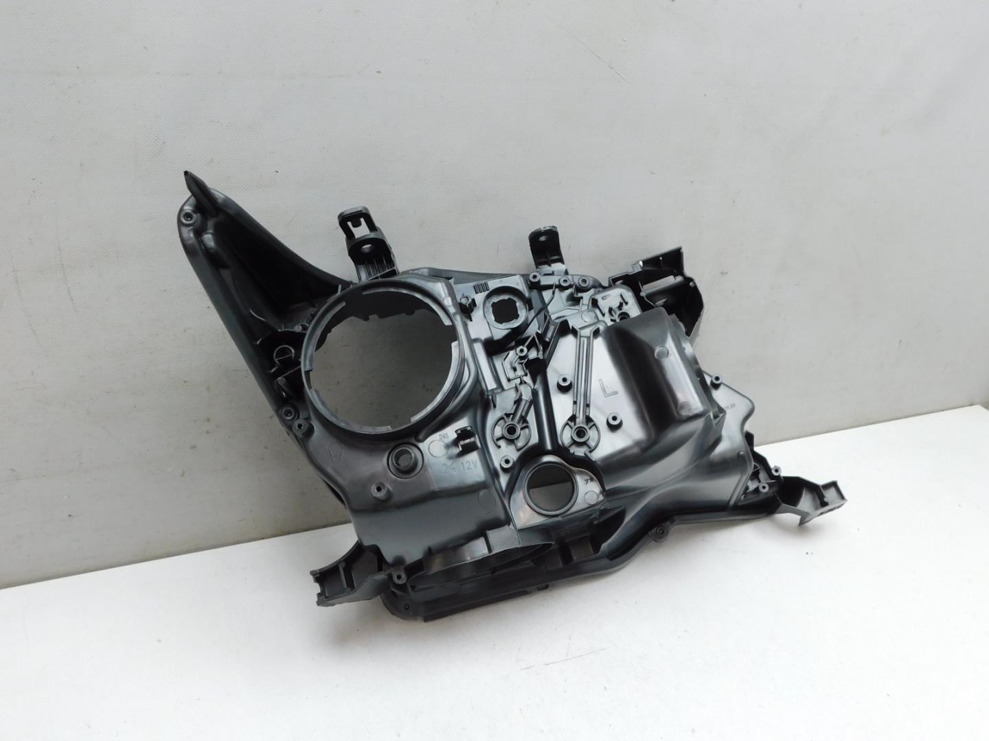 Корпус фары левой