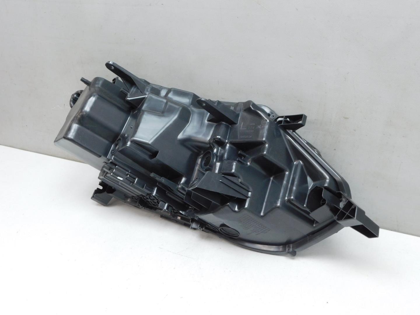 Корпус фары левой