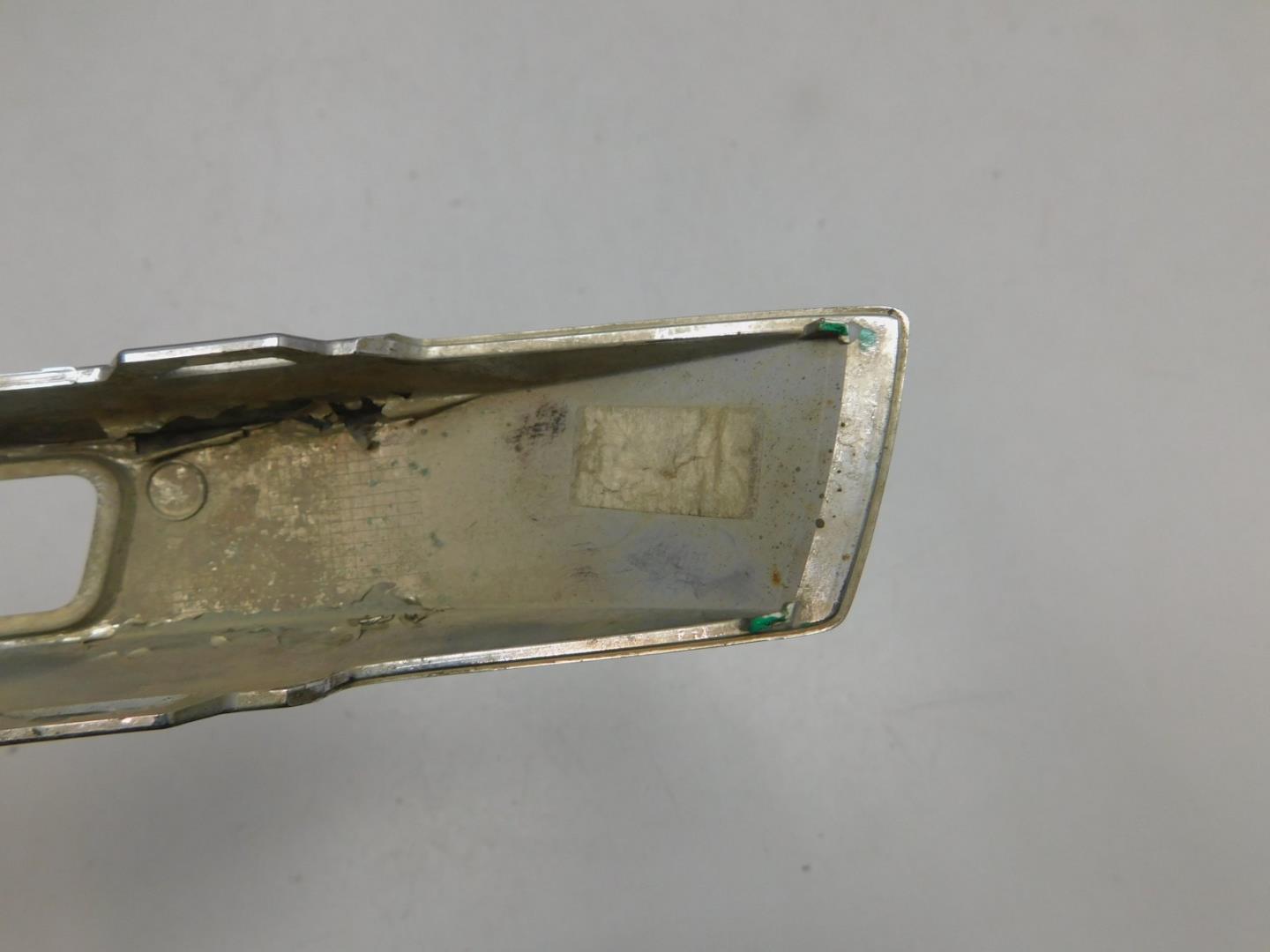 Накладка переднего бампера