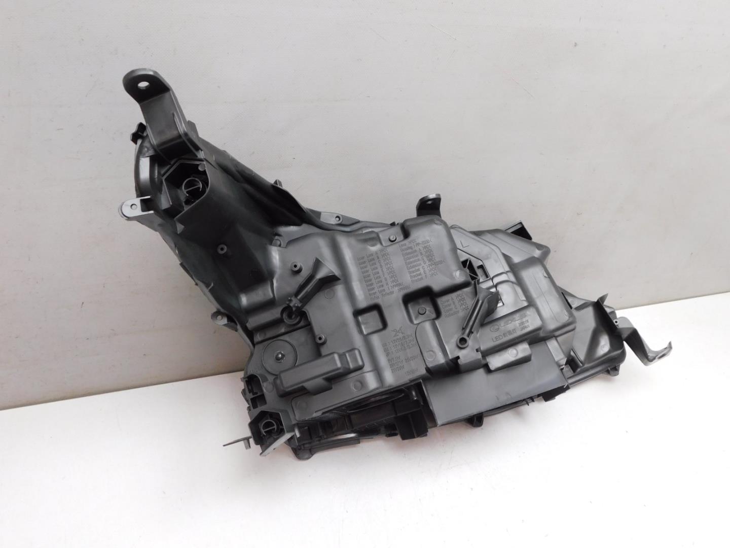 Корпус фары левой