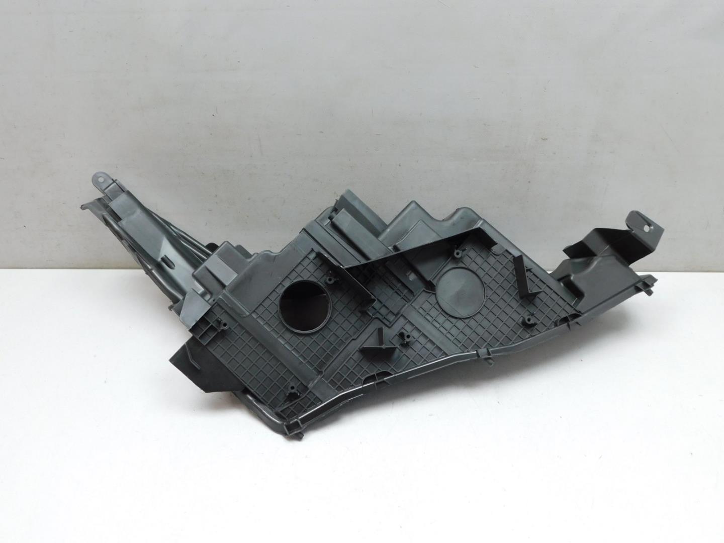 Корпус фары левой