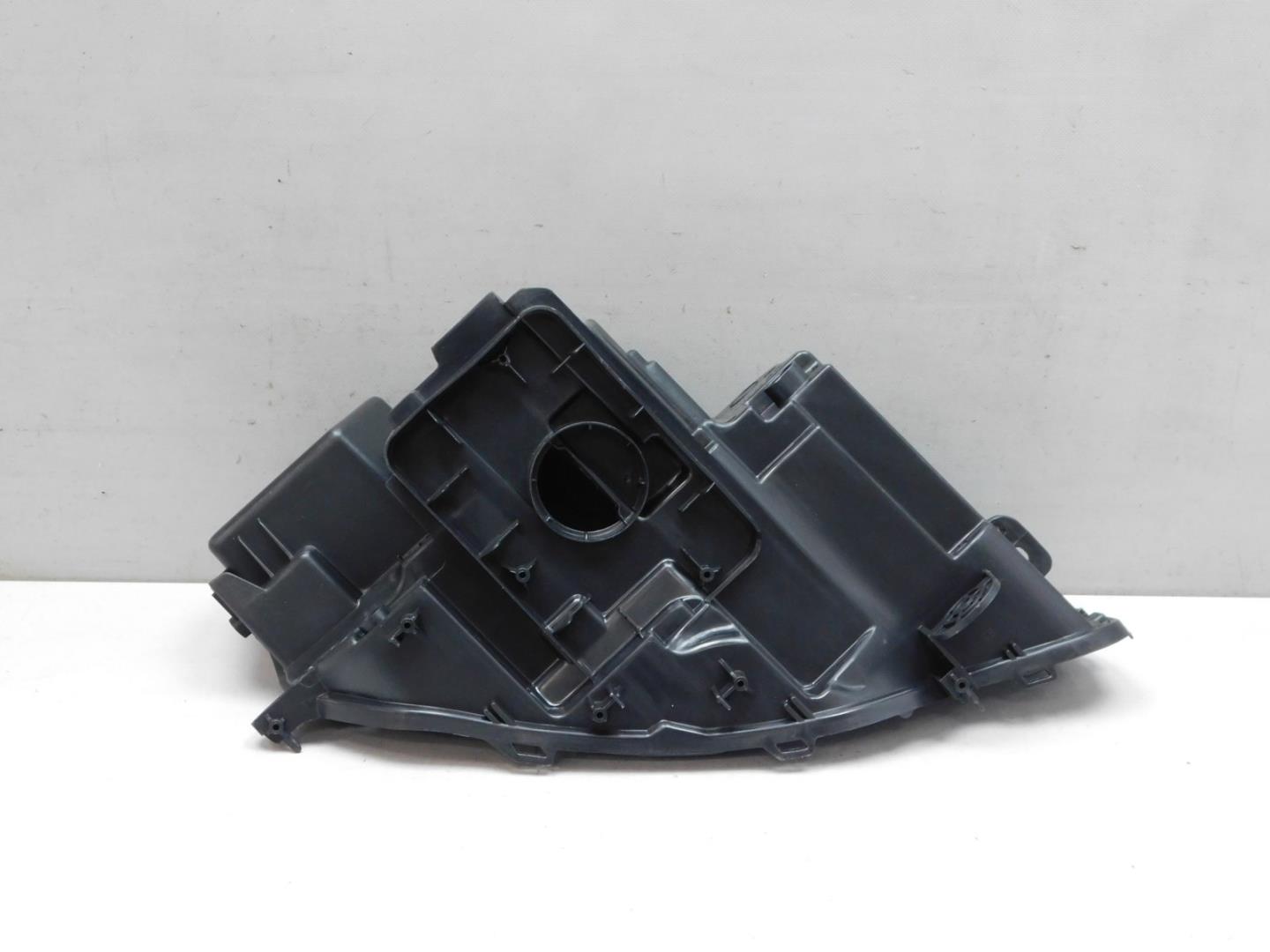 Корпус фары левой