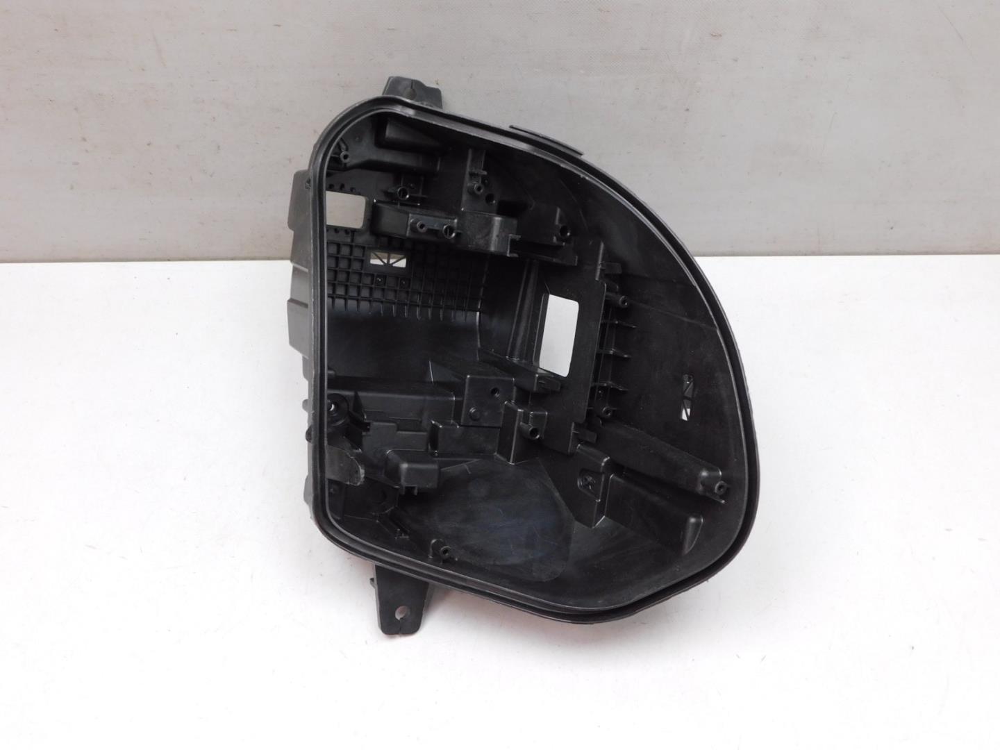 Корпус фары правой