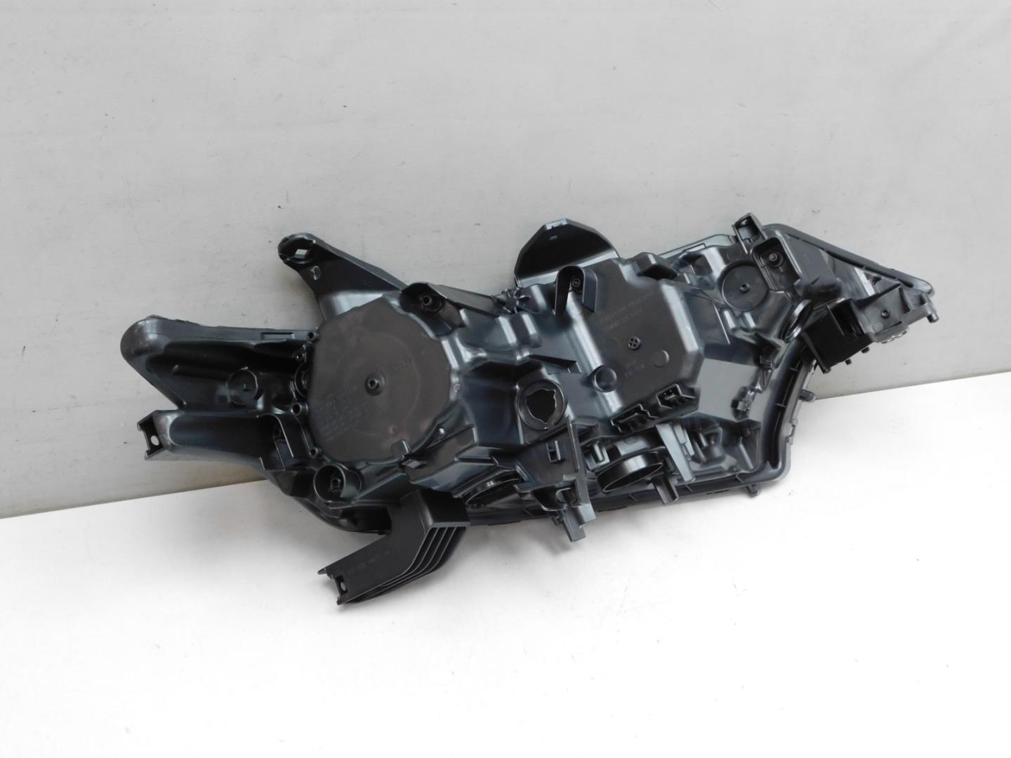 Корпус фары левой