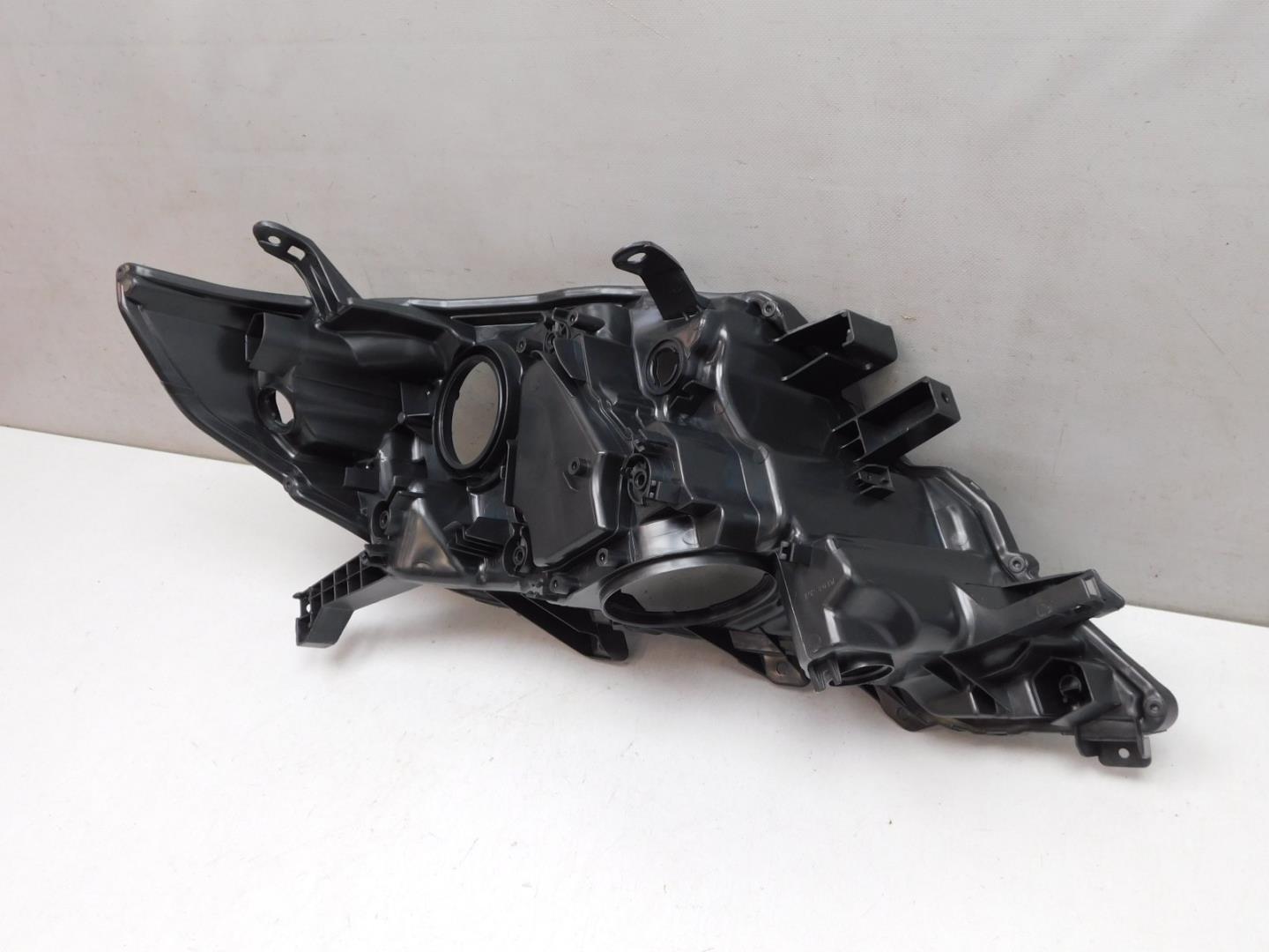 Корпус фары левой