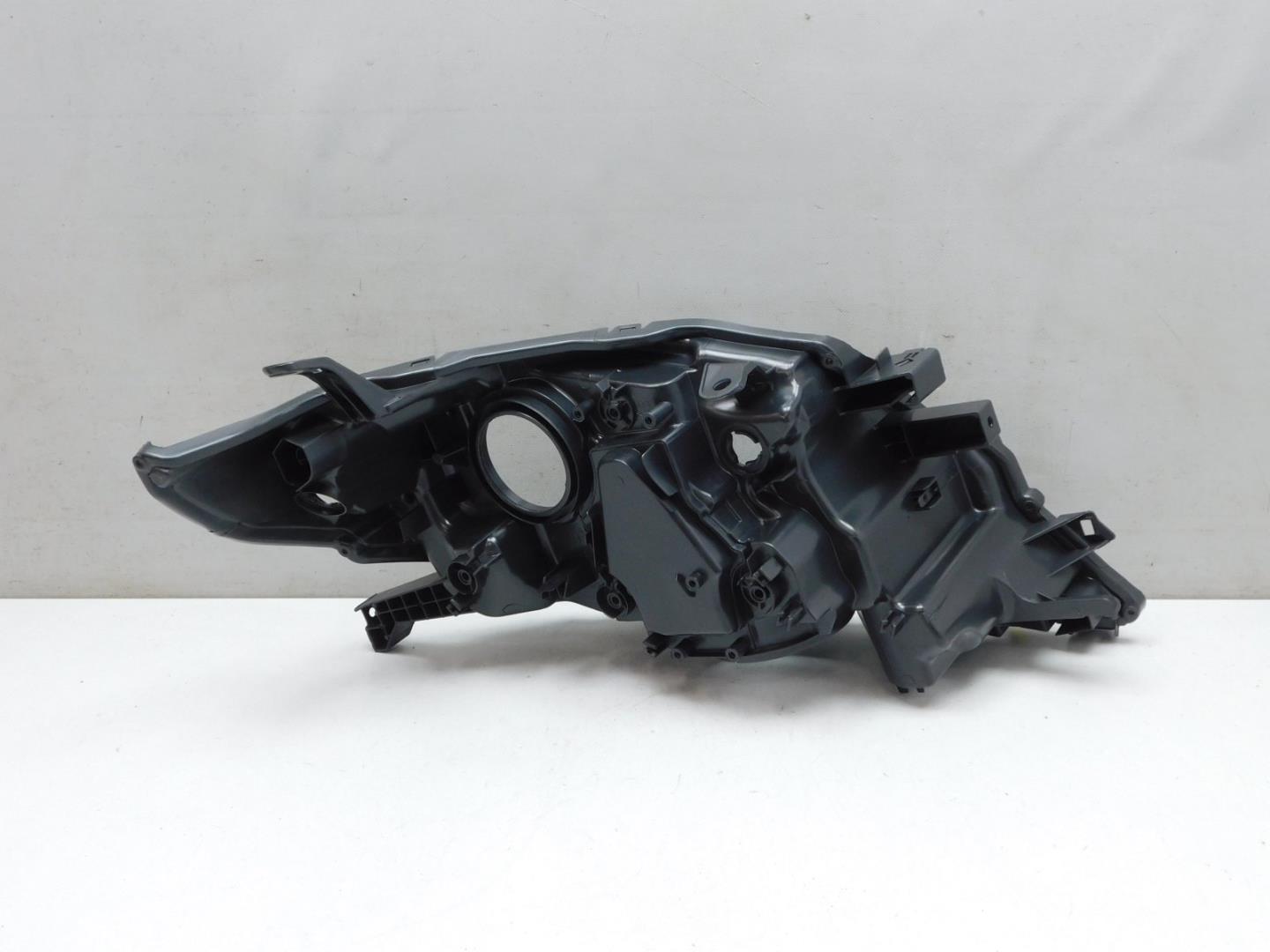 Корпус фары левой