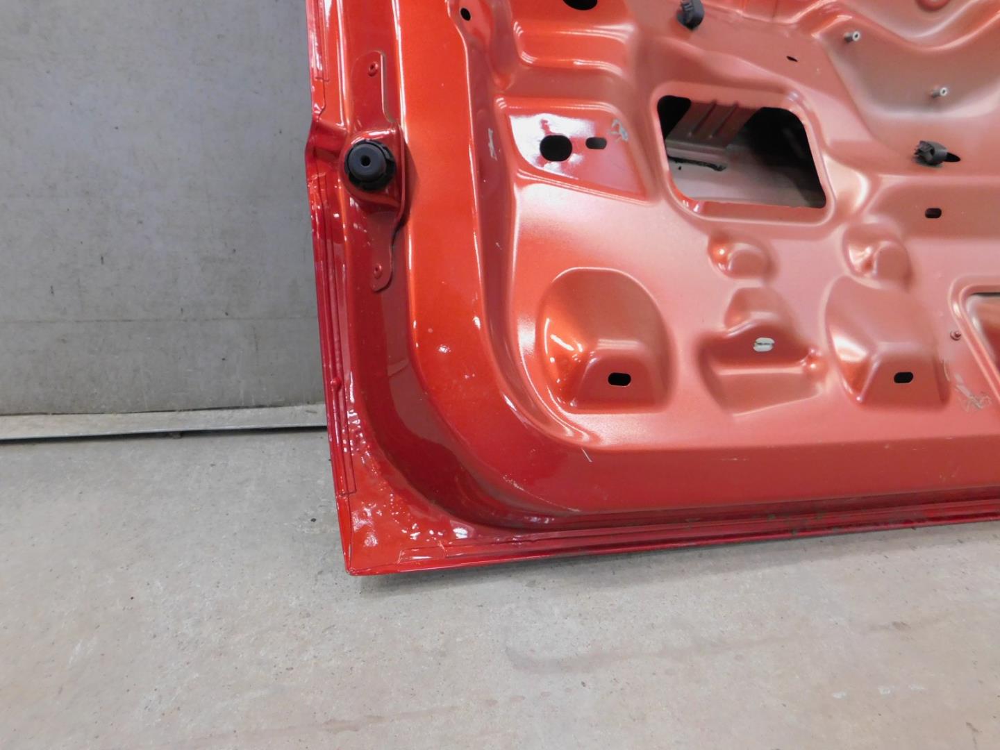 Дверь багажника