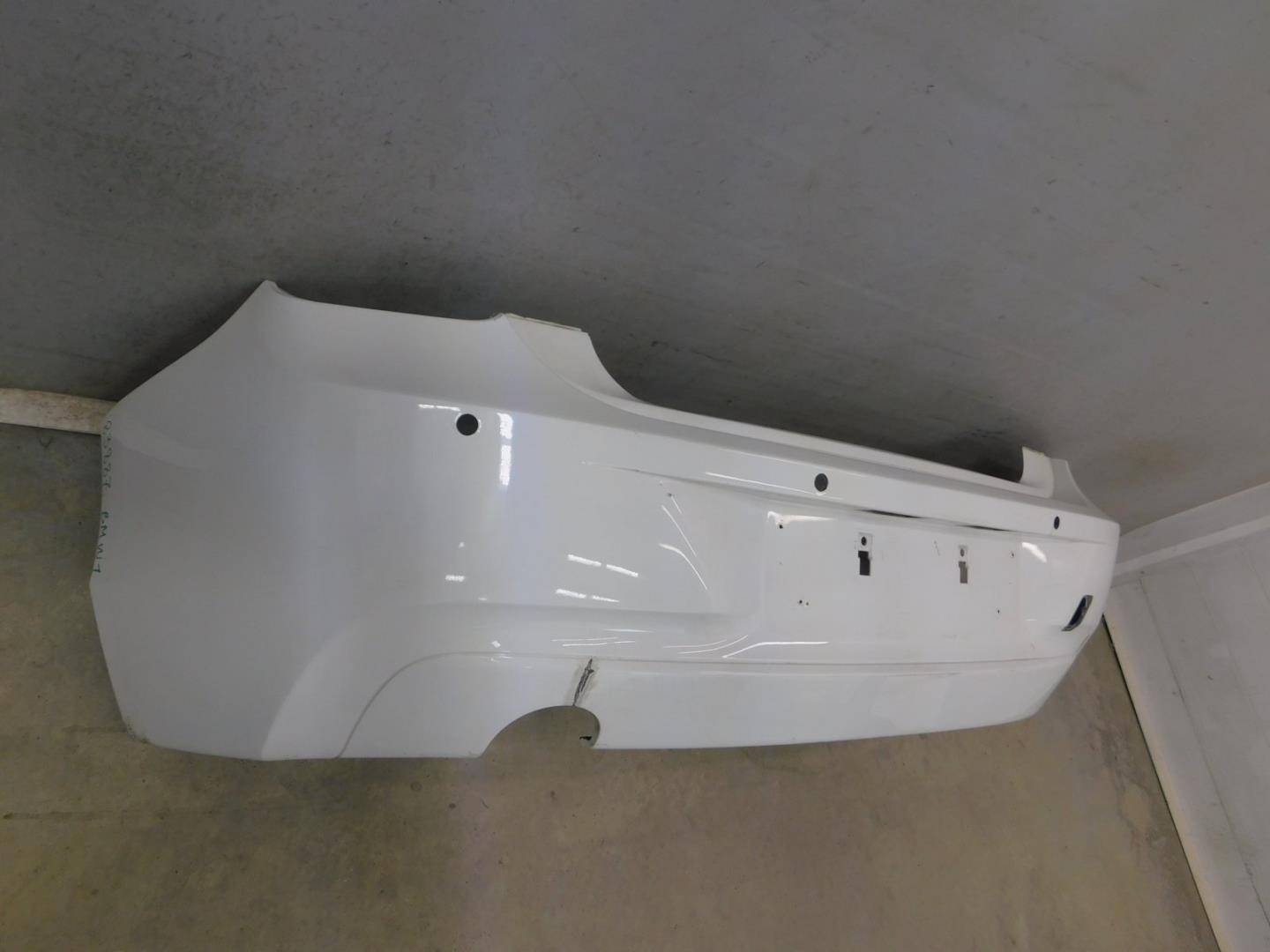 Бампер задний