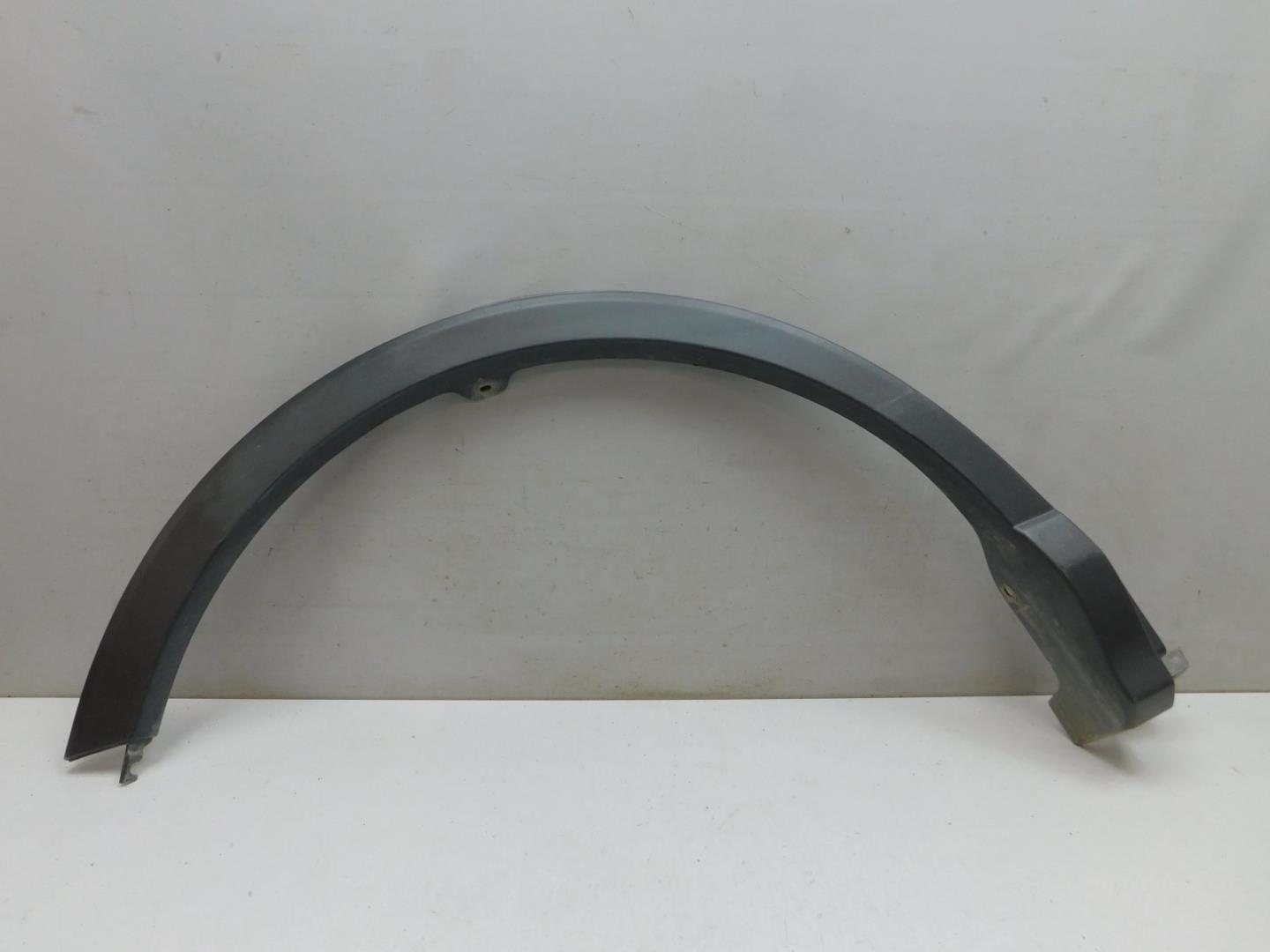 Накладка заднего крыла правого