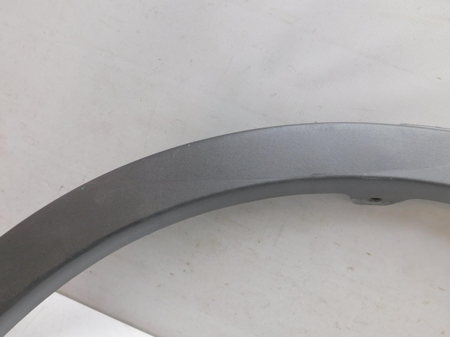 Накладка заднего крыла правого