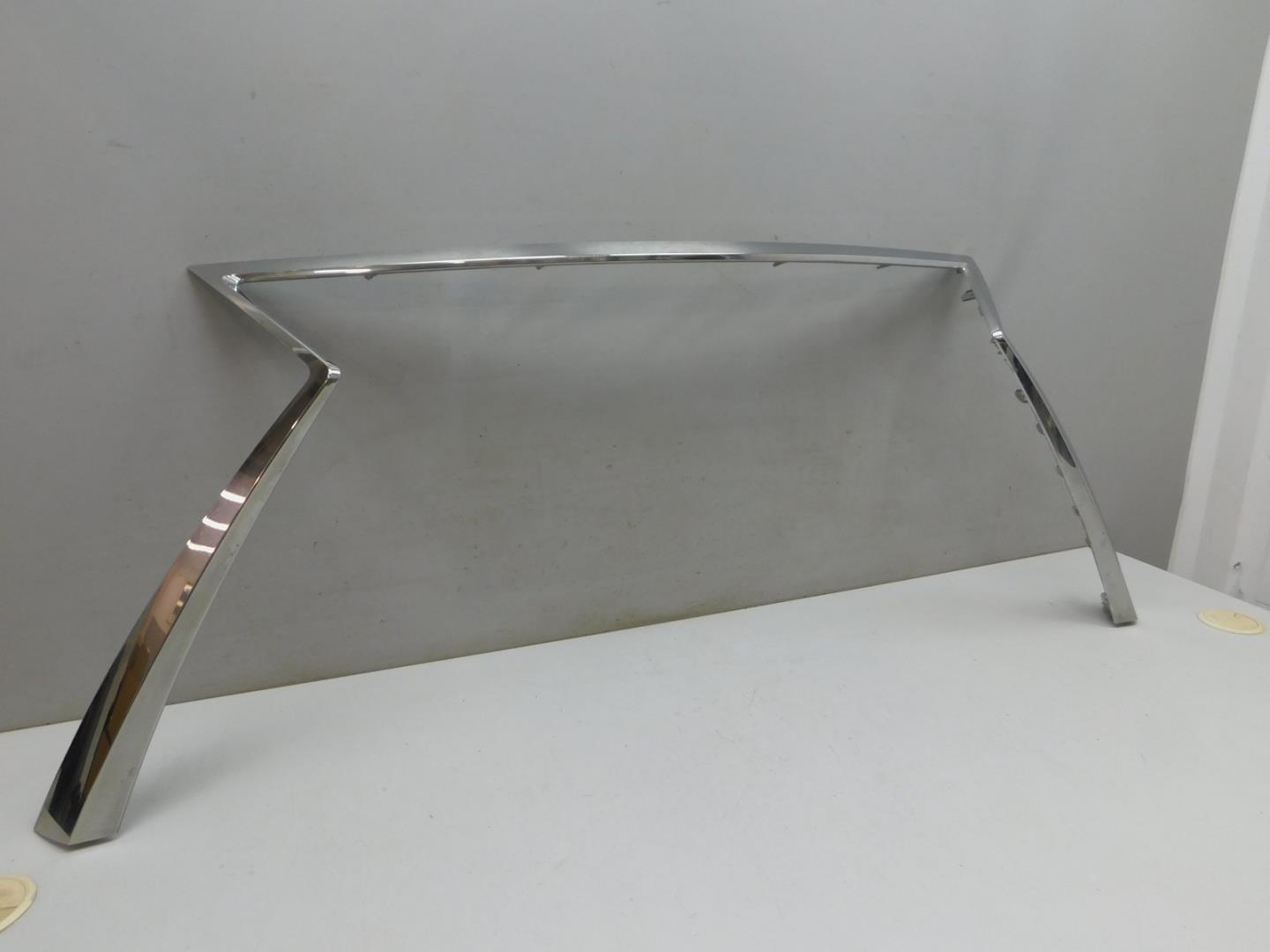 Накладка на решетку радиатора