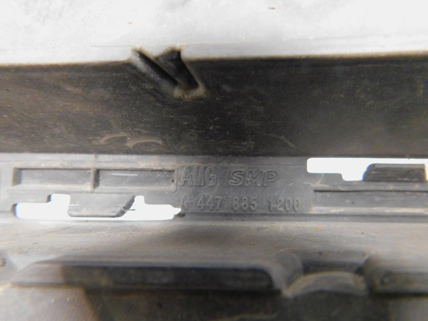 Решетка в бампер левая