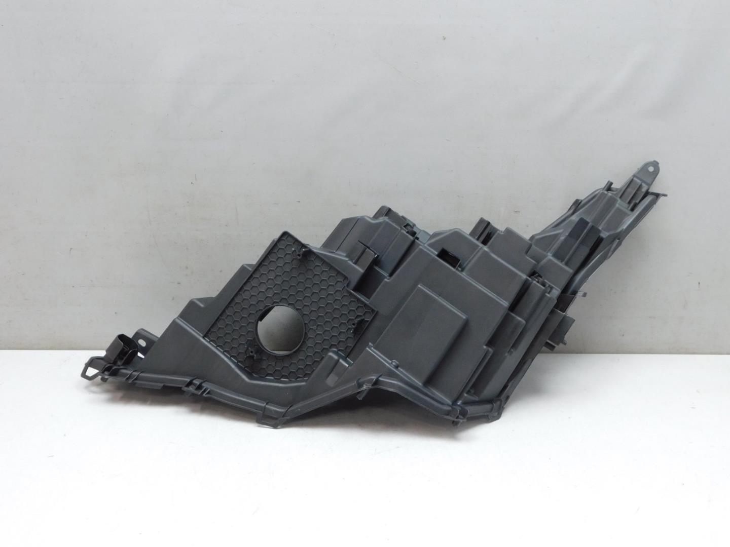 Корпус фары правой