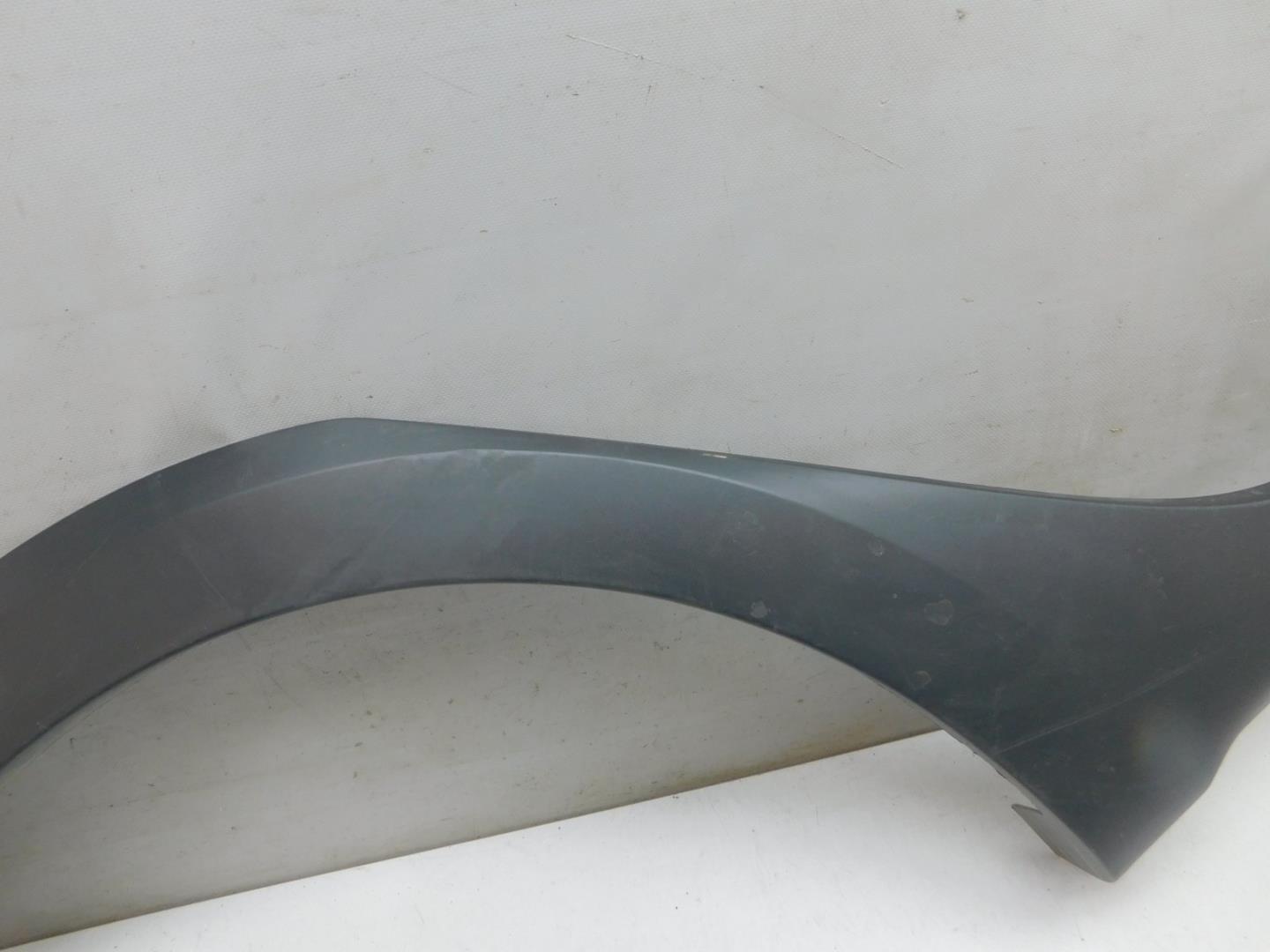 Накладка заднего крыла правого