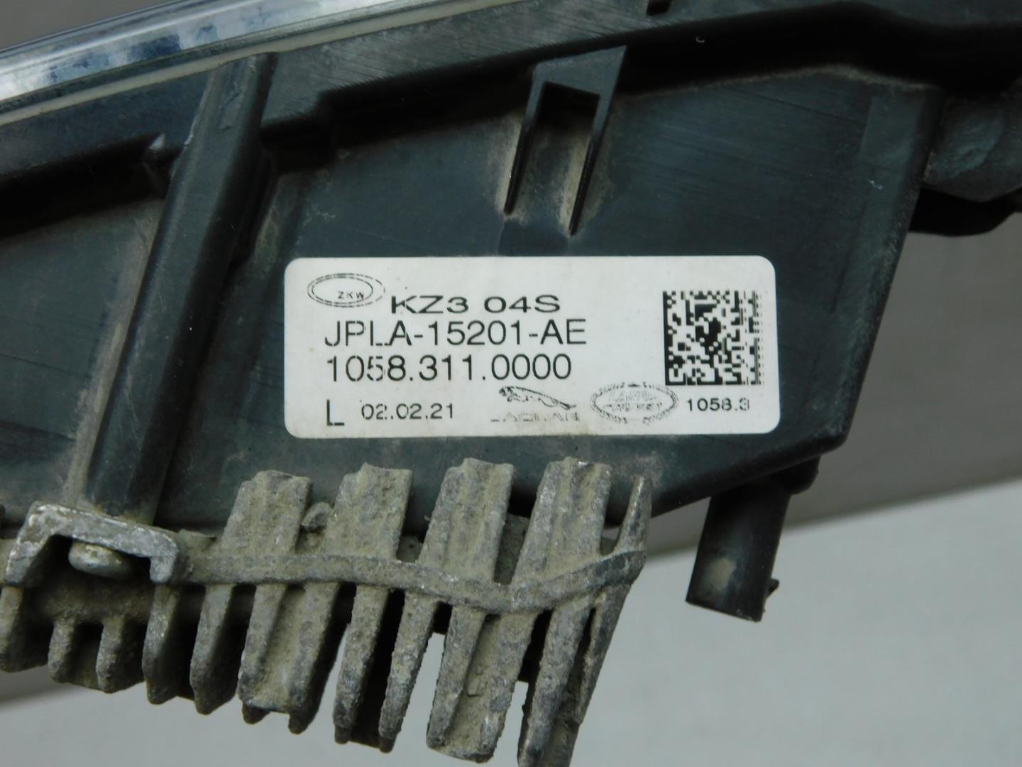 Фара противотуманная левая