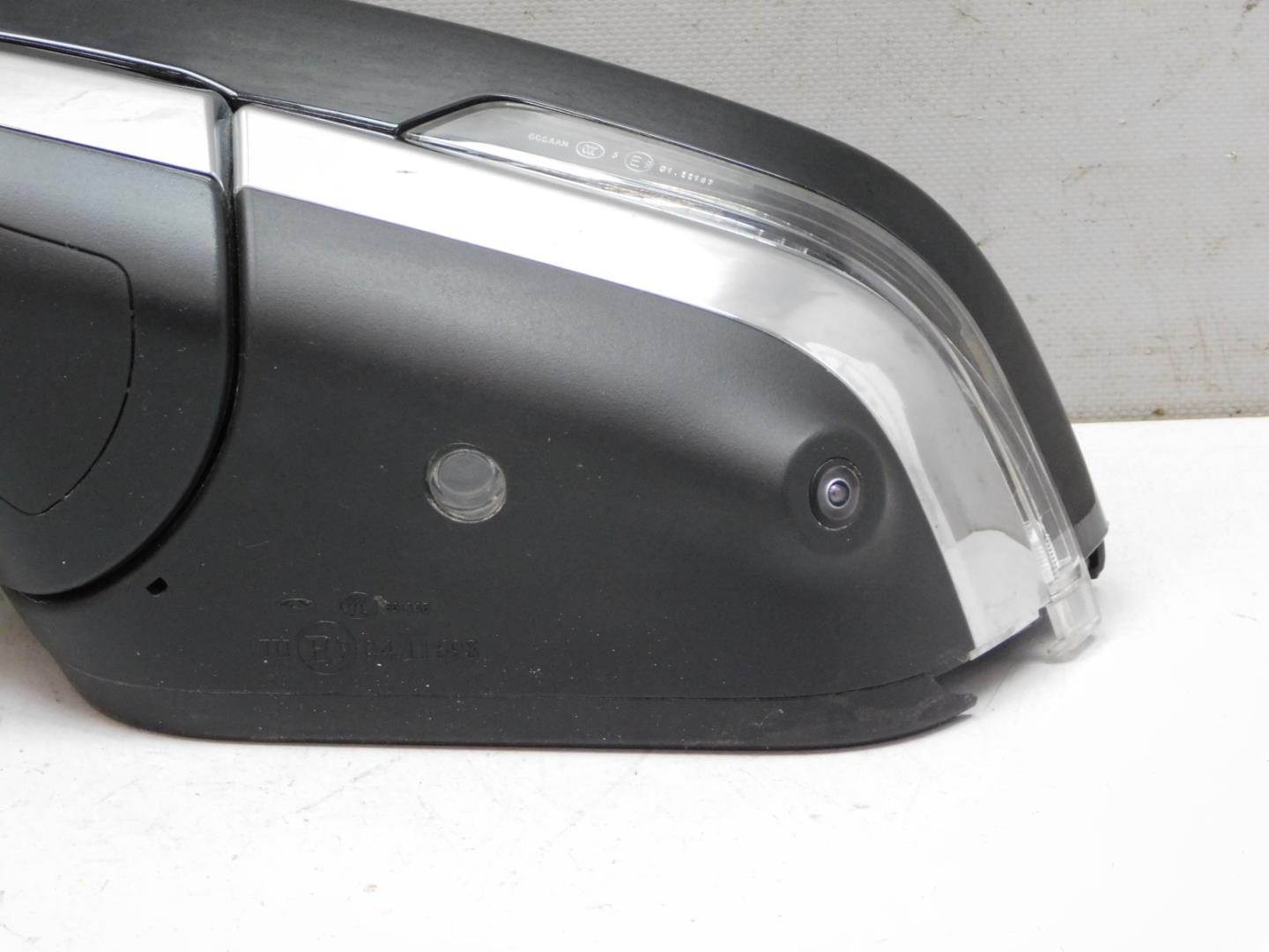 Зеркало левое электрическое