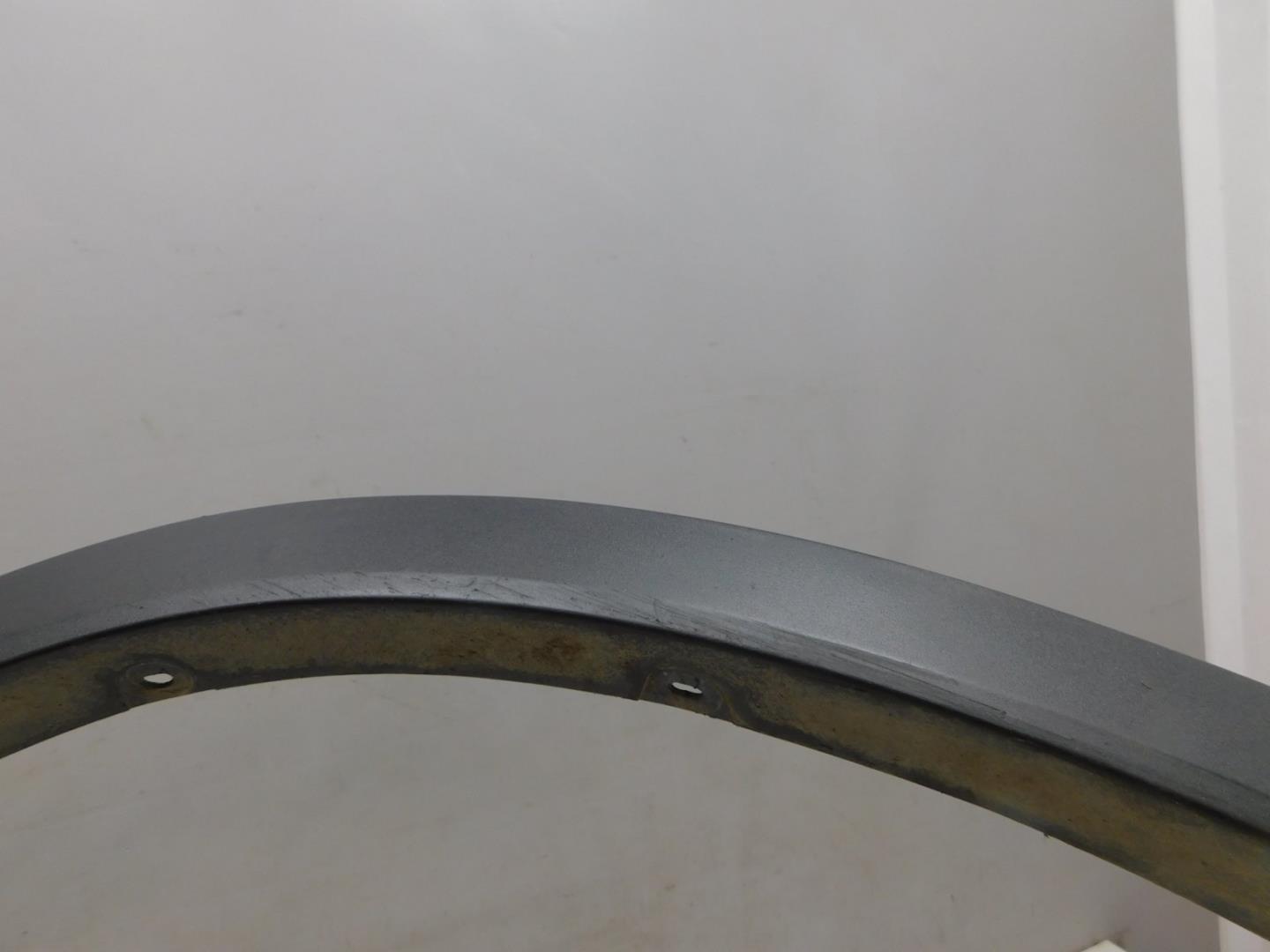 Накладка заднего крыла правого