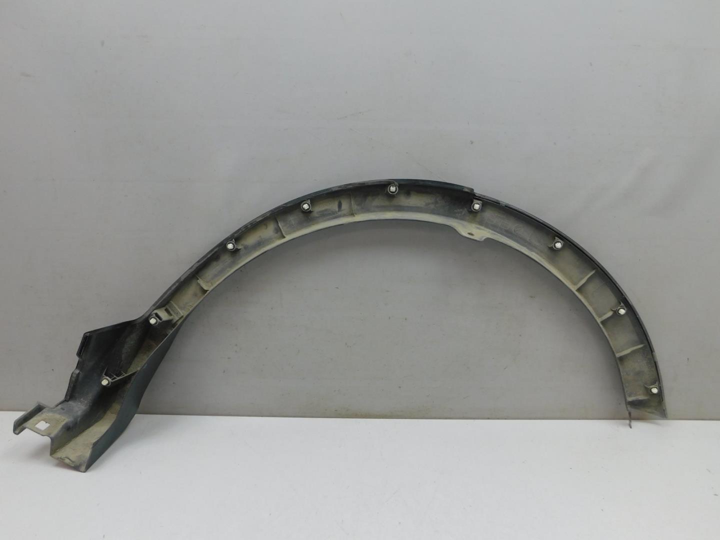 Накладка заднего крыла правого