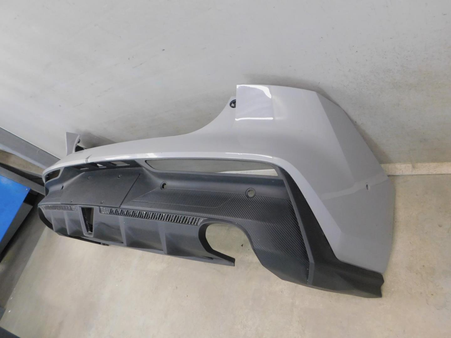 Бампер задний