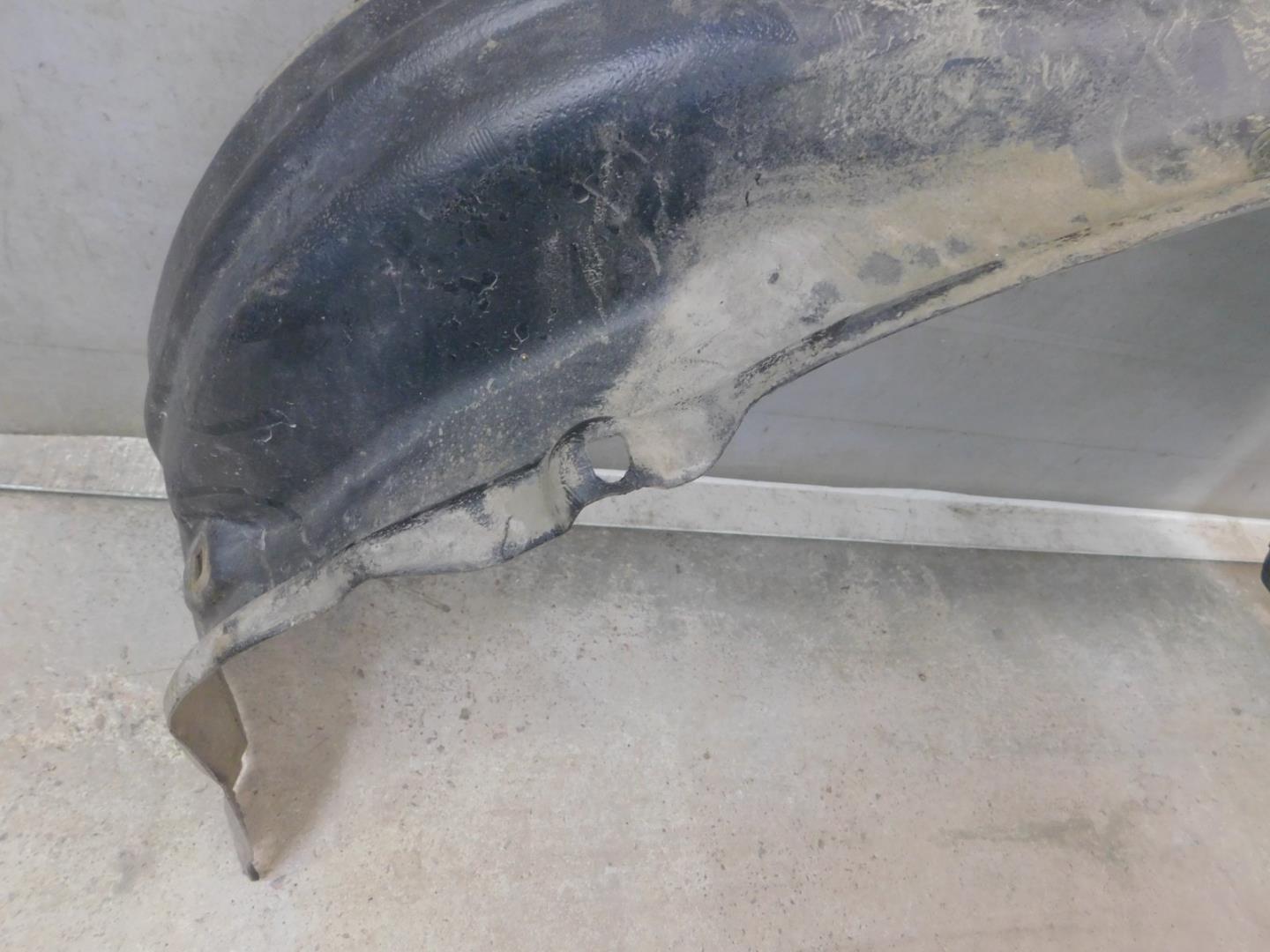 Локер передний левый