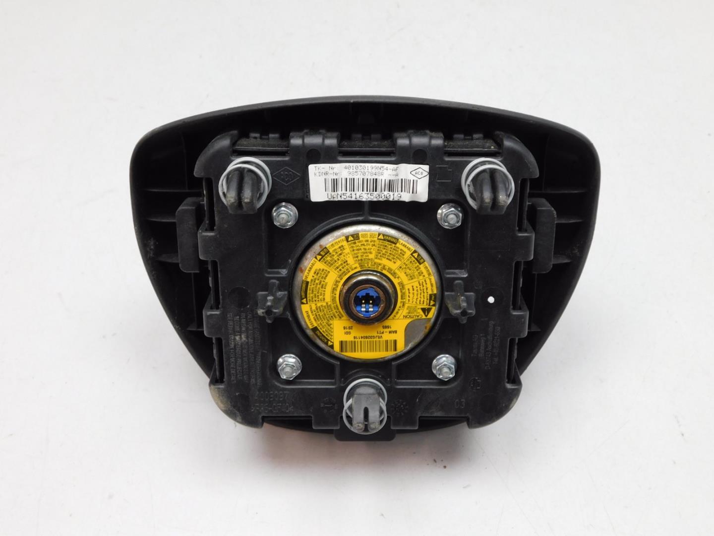 Подушка безопасности в рулевое колесо