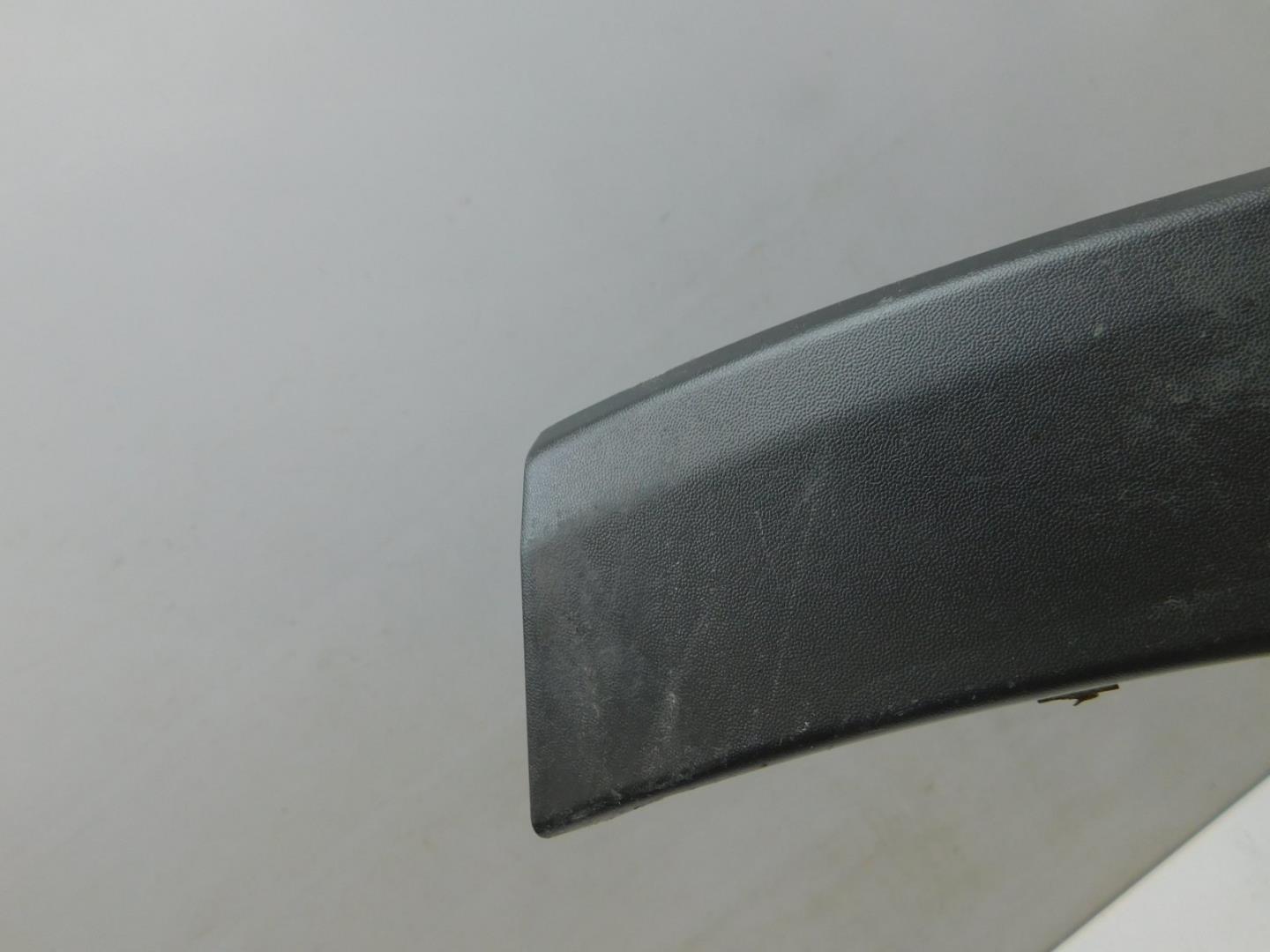 Накладка заднего бампера левая