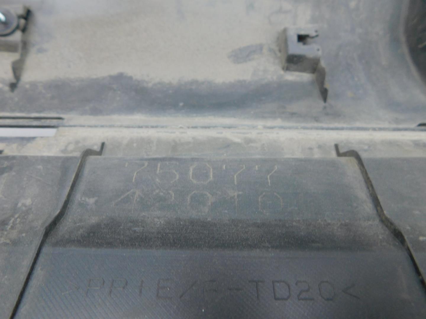 Накладка двери задней правой