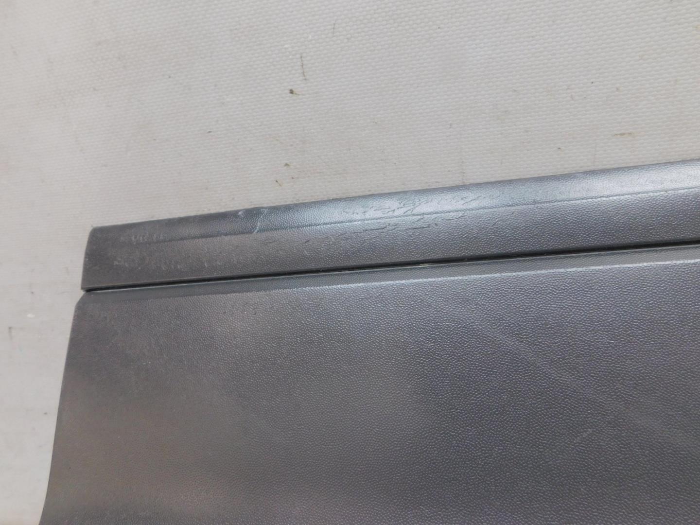 Накладка двери задней левой