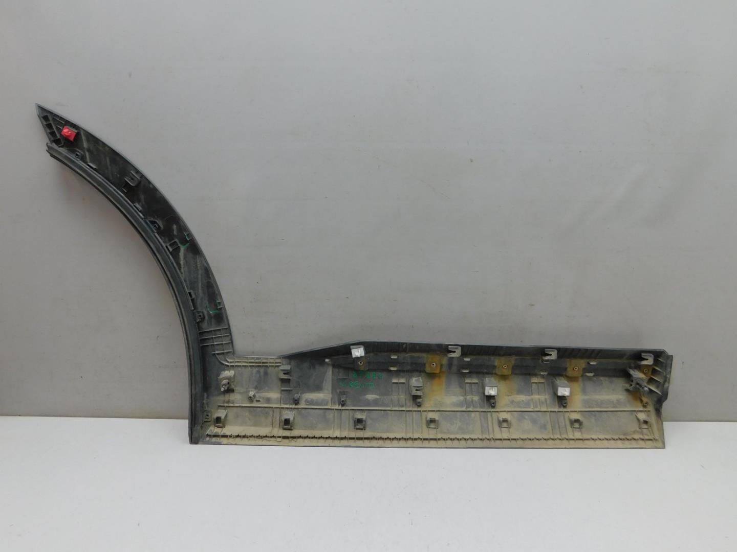 Накладка двери задней левой