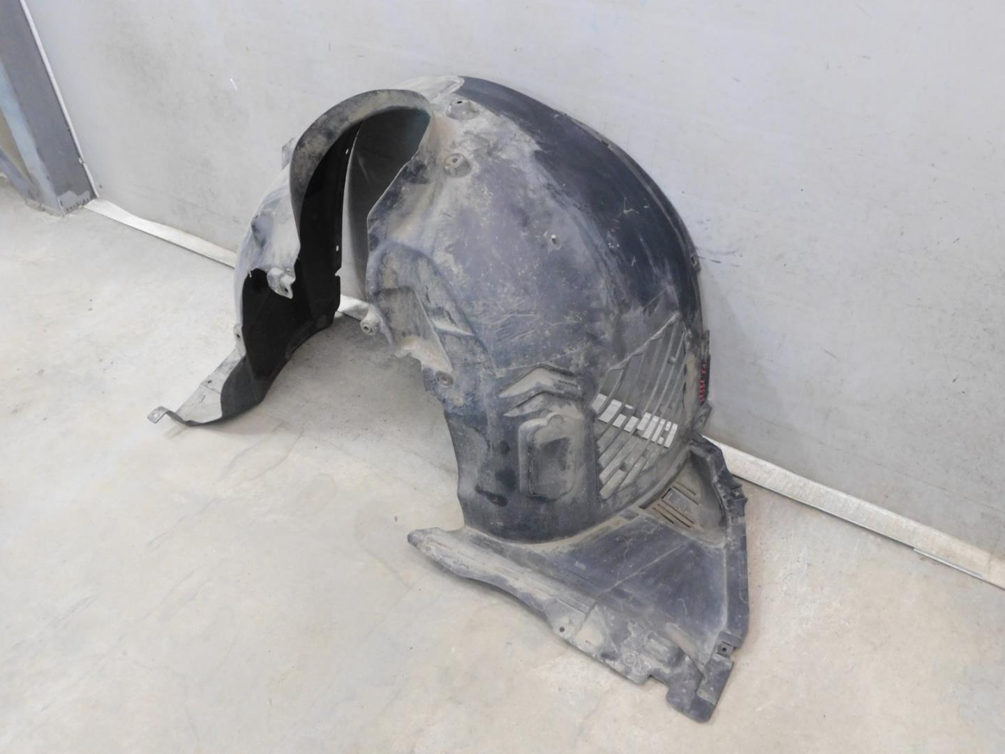 Локер передний левый