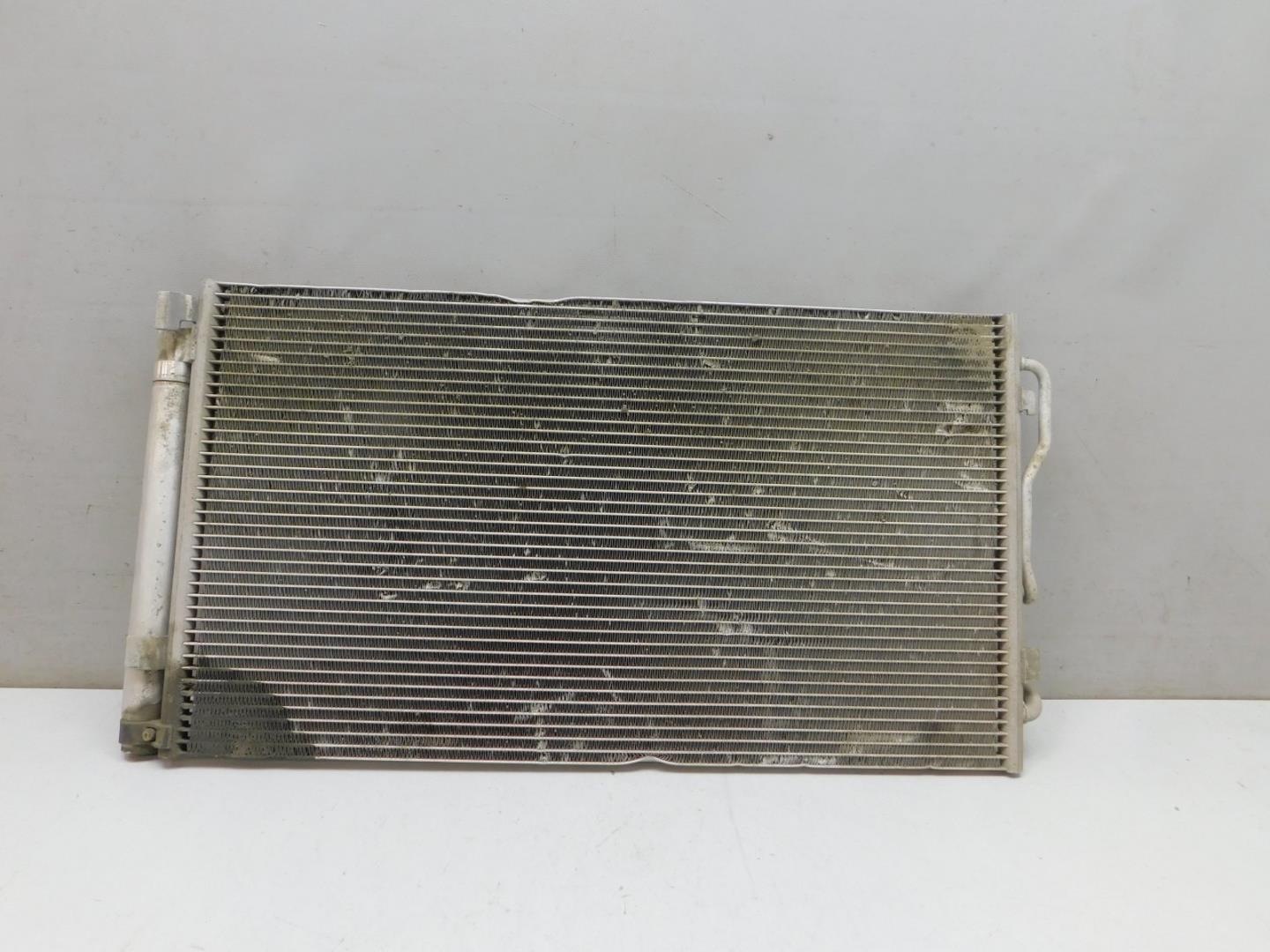 Радиатор кондиционера / конденсер