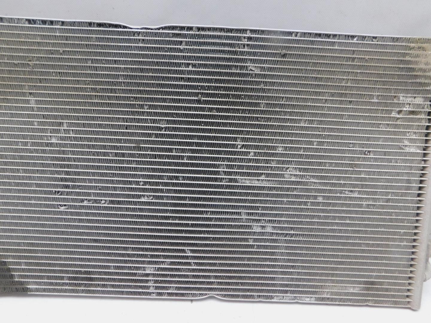 Радиатор кондиционера / конденсер