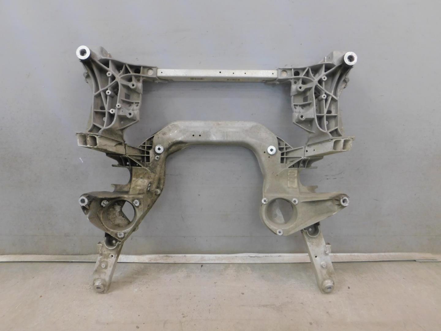 Балка подмоторная