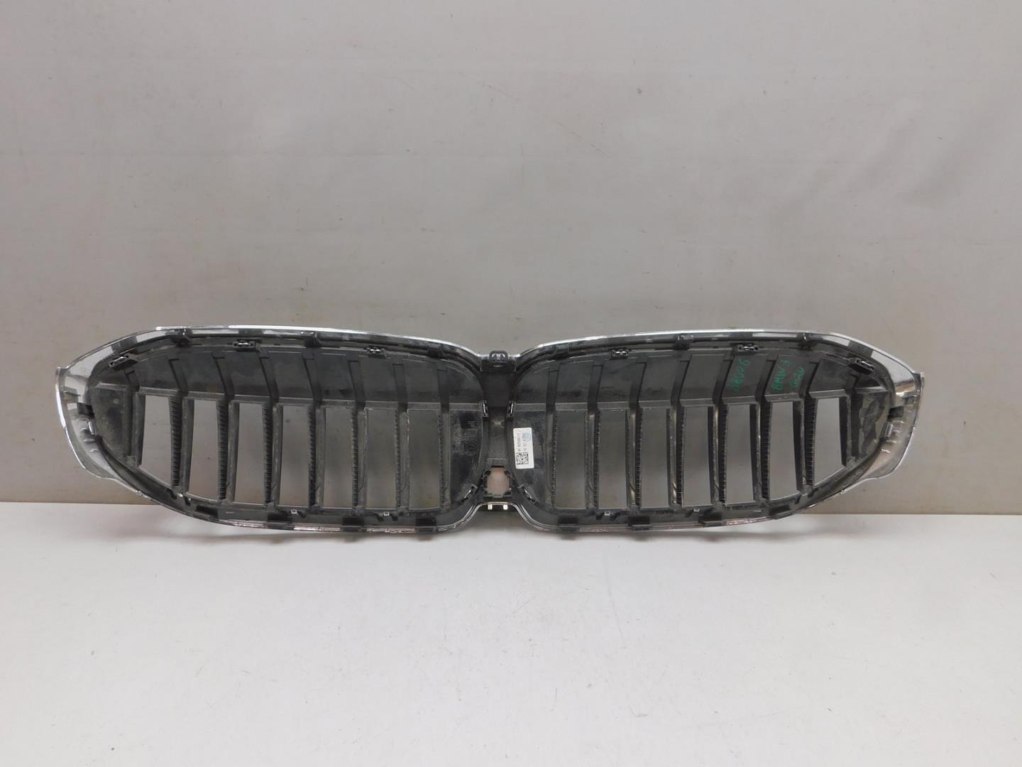 Решетка радиатора