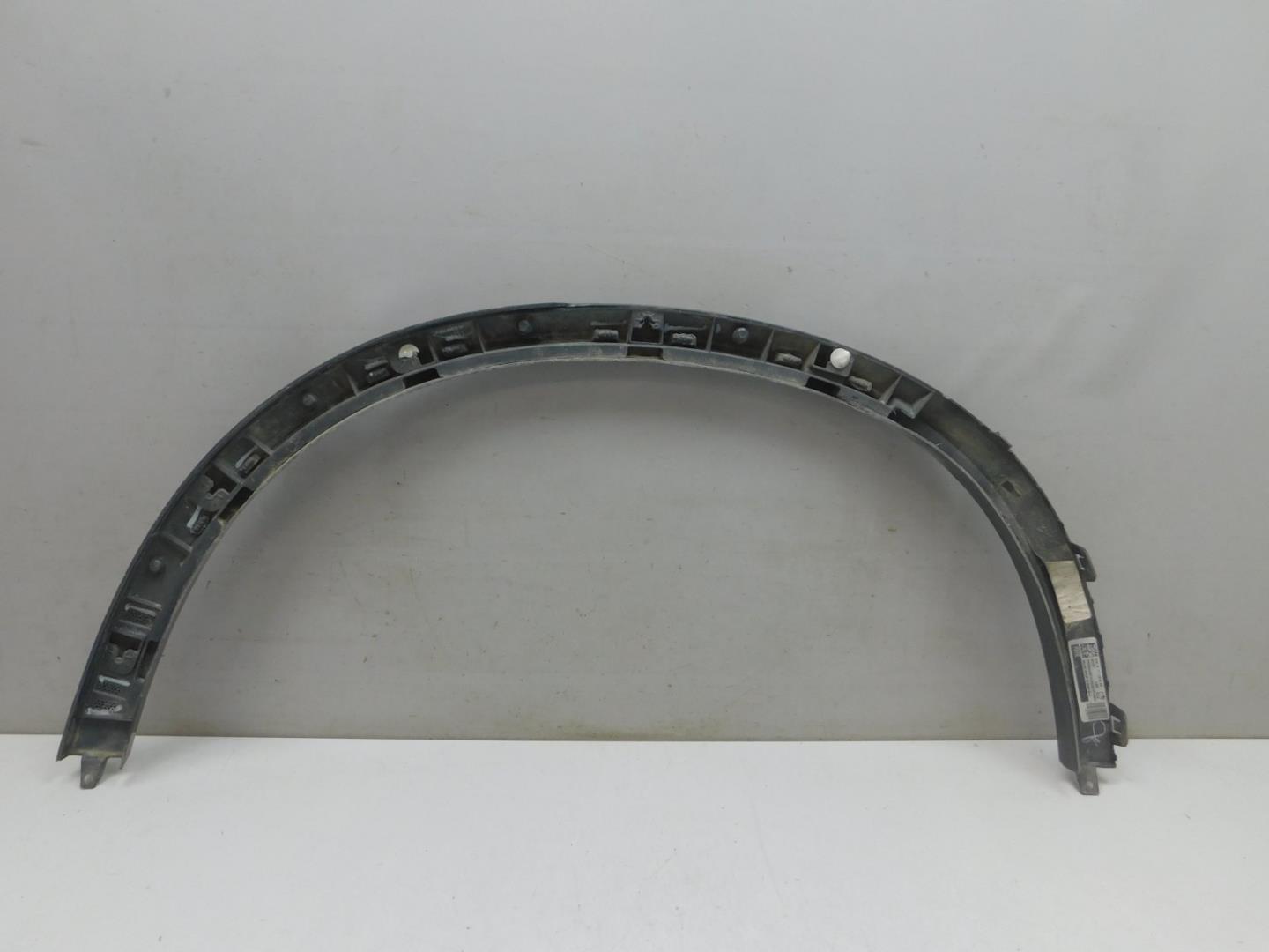 Накладка заднего крыла правого