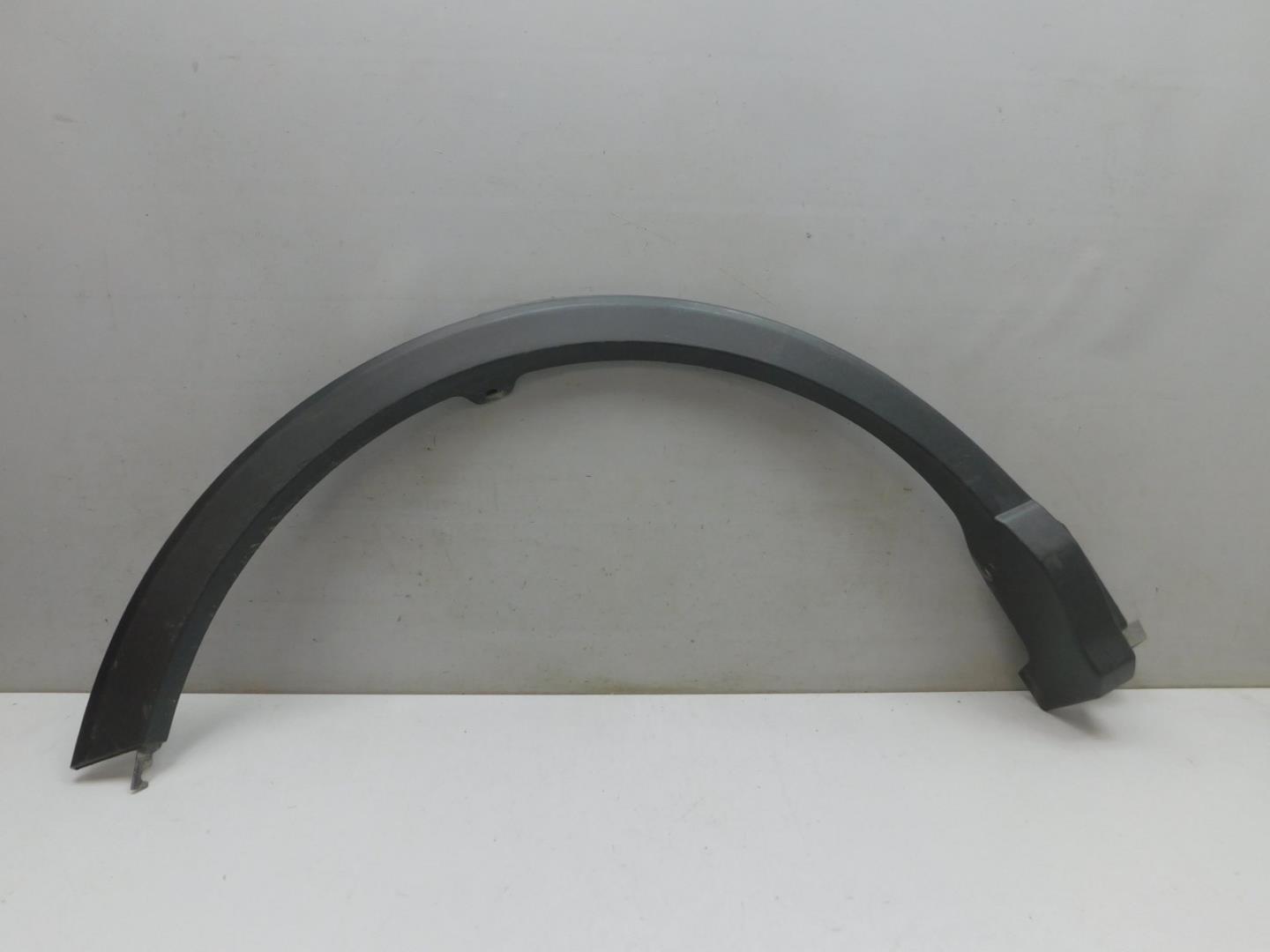 Накладка заднего крыла правого