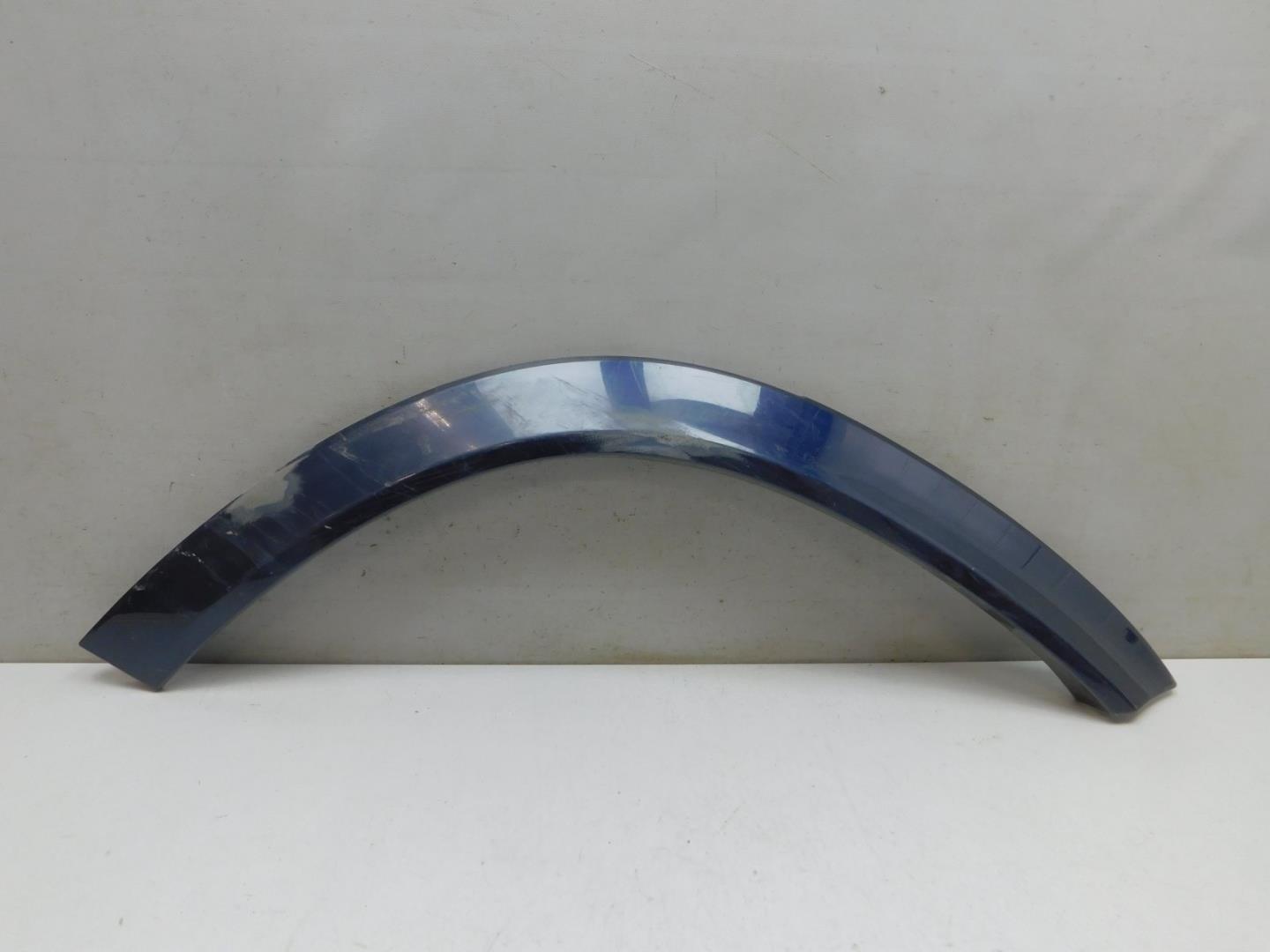 Накладка заднего крыла левого